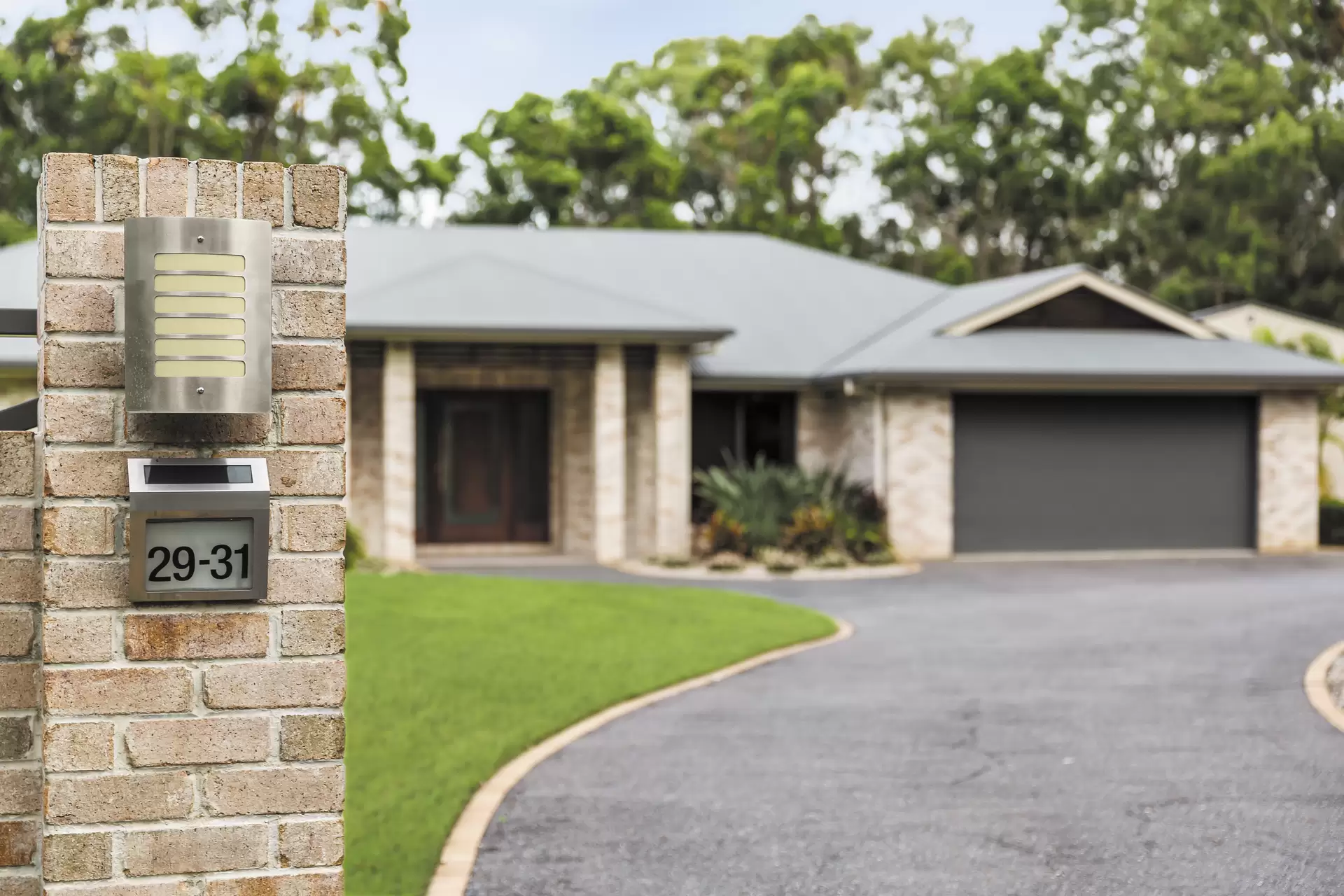 29-31 Pinecone Place, Thornlands Sold by Queensland Sotheby's International Realty - image 1