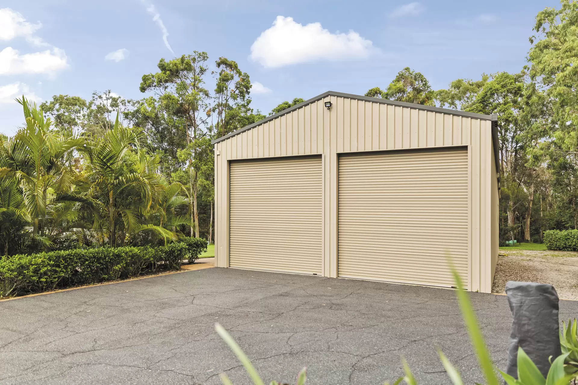 29-31 Pinecone Place, Thornlands Sold by Queensland Sotheby's International Realty - image 1