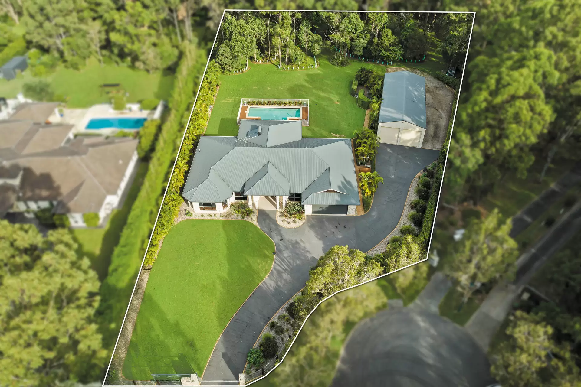 29-31 Pinecone Place, Thornlands Sold by  - image 1