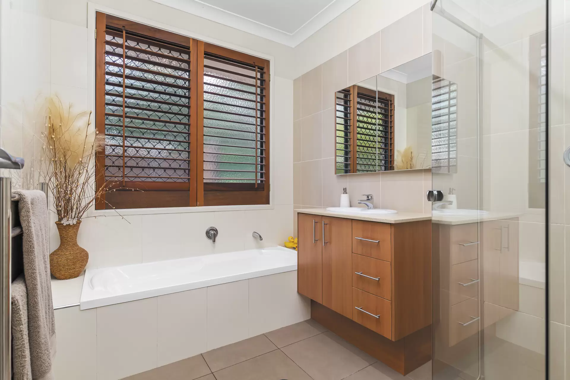 29-31 Pinecone Place, Thornlands Sold by  - image 1
