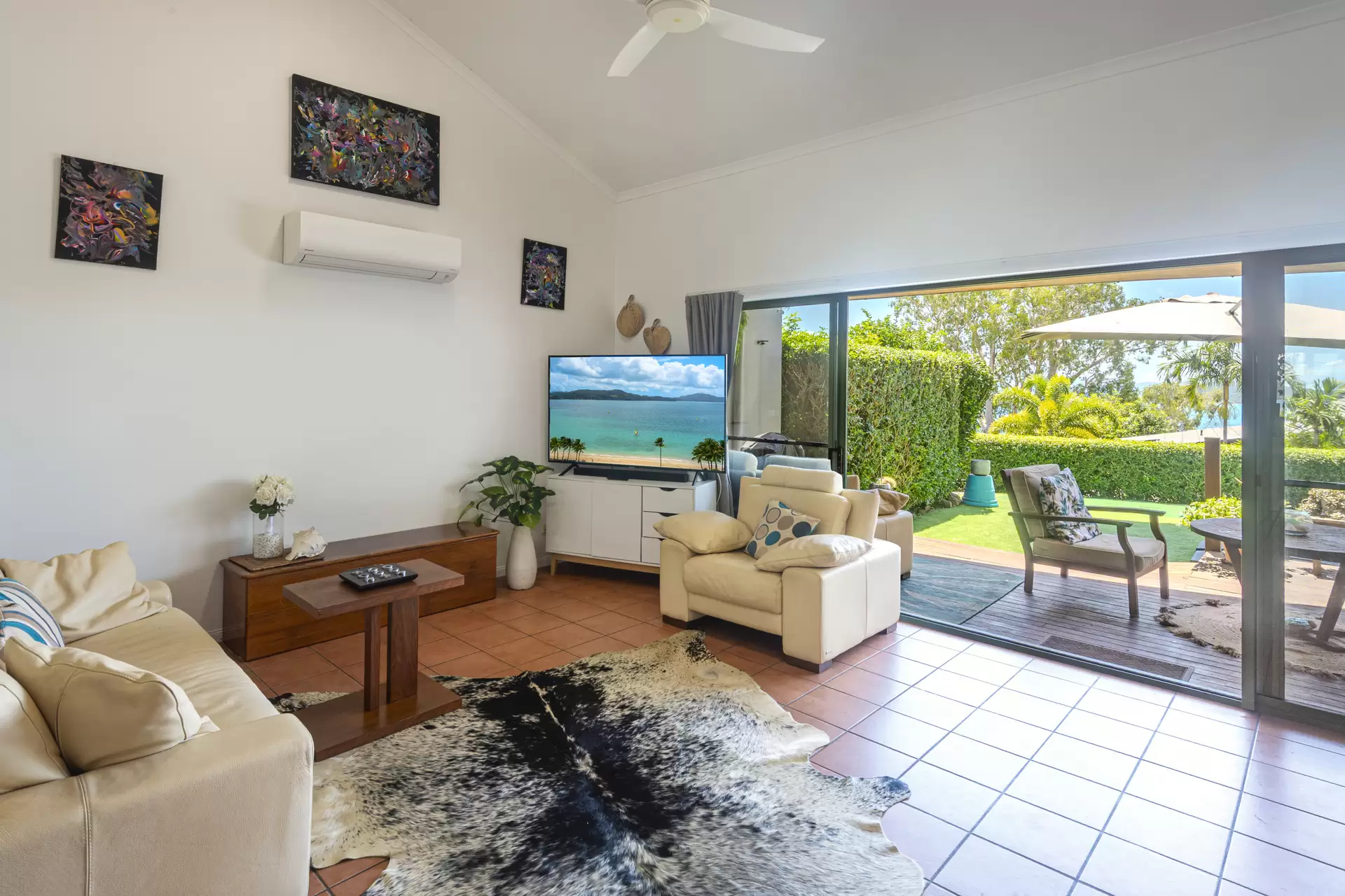 4 Banksia Court, Hamilton Island Sold by Queensland Sotheby's International Realty - image 1