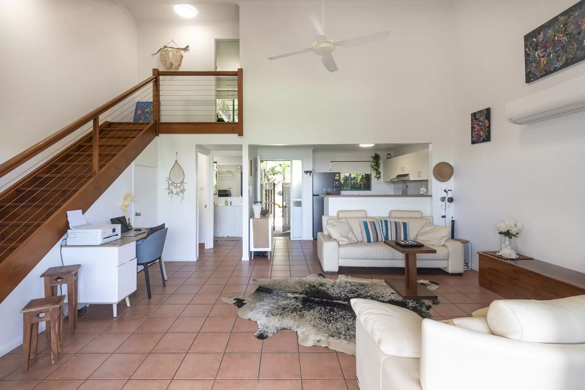 4 Banksia Court, Hamilton Island Sold by Queensland Sotheby's International Realty - image 1