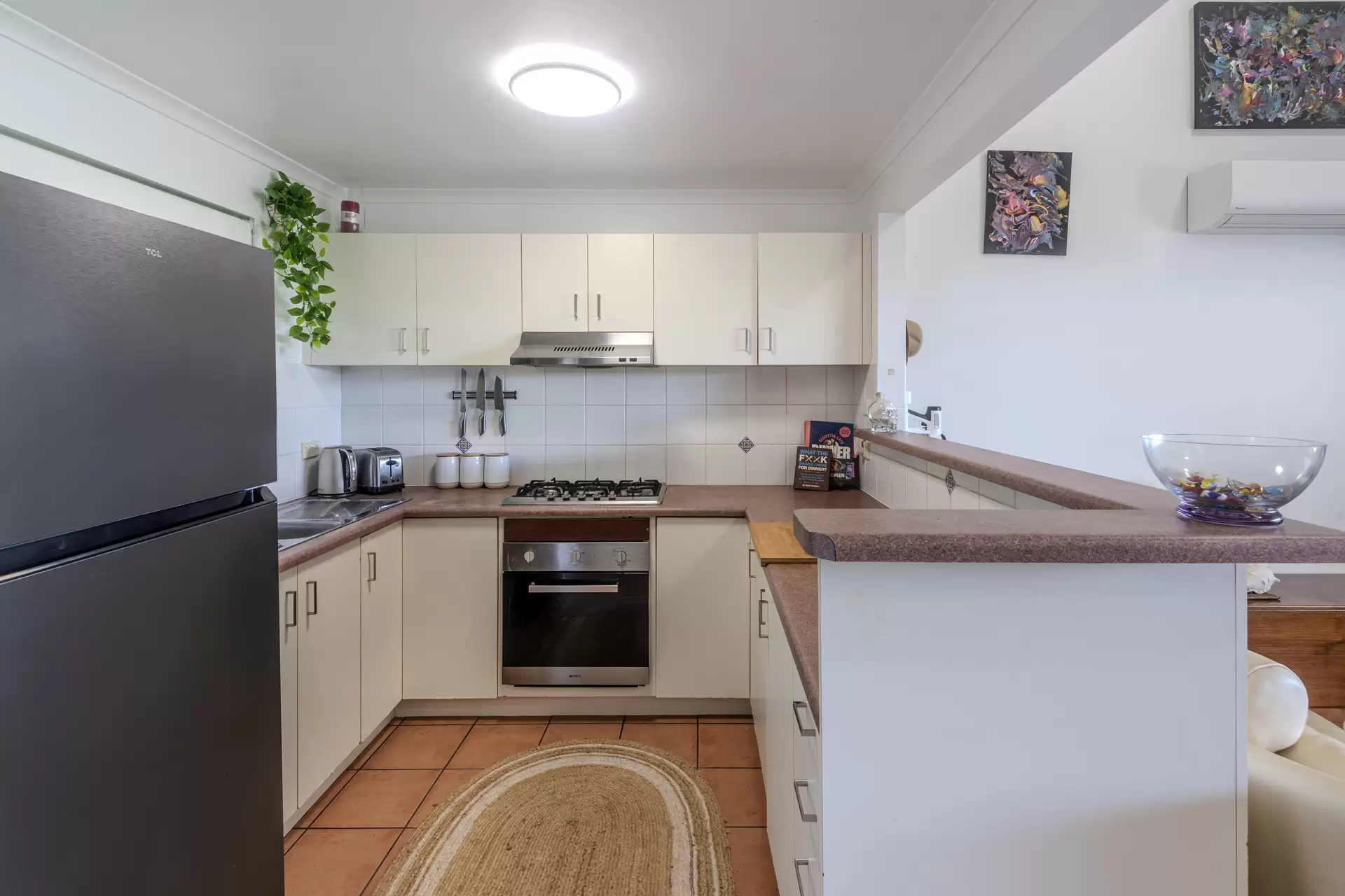 4 Banksia Court, Hamilton Island Sold by Queensland Sotheby's International Realty - image 1