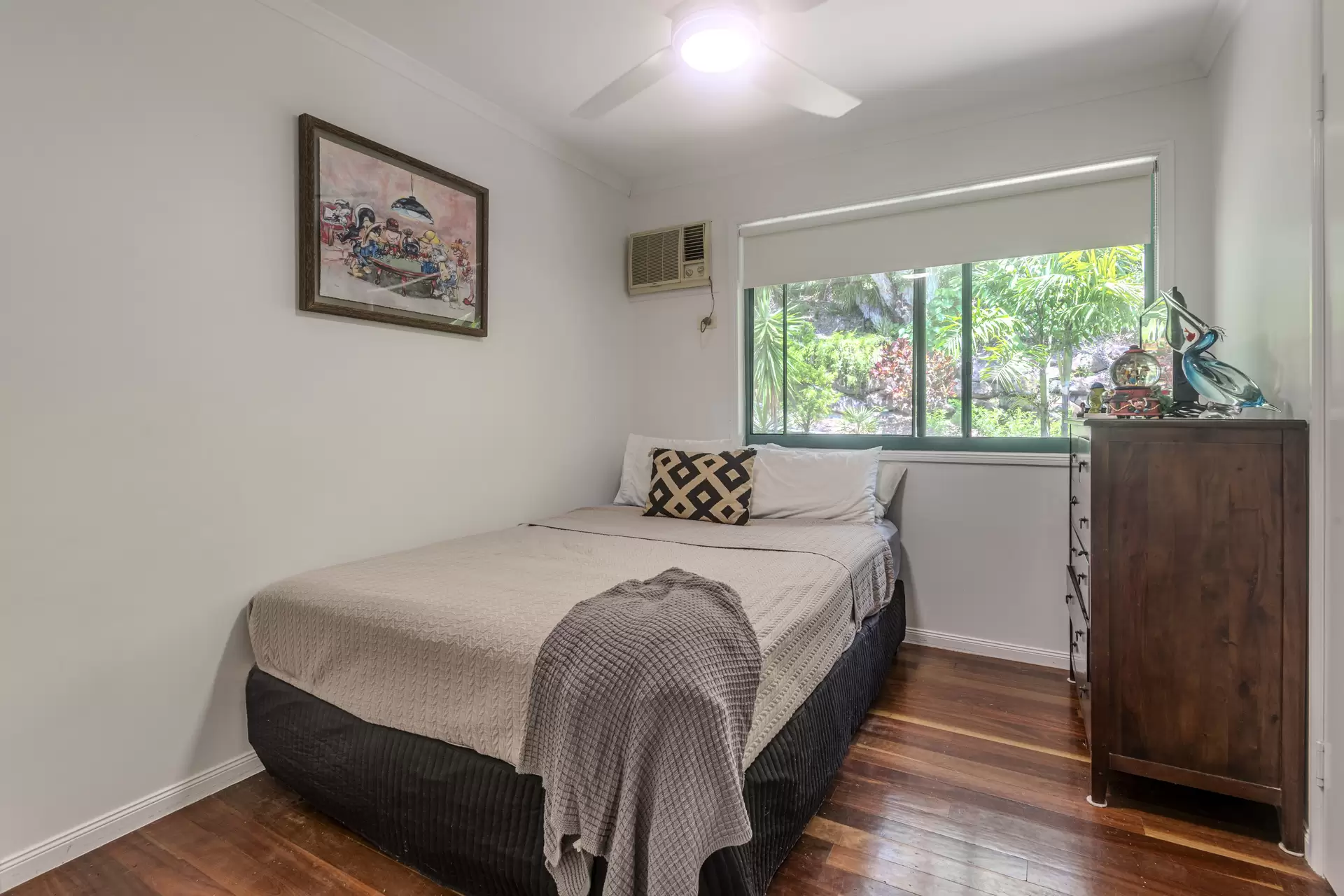 4 Banksia Court, Hamilton Island Sold by Queensland Sotheby's International Realty - image 1