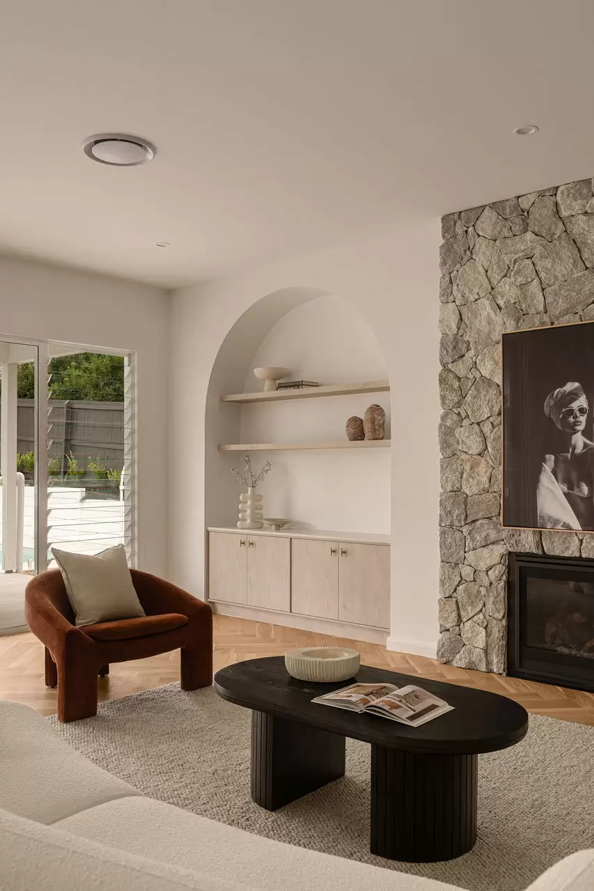 10 Calga Street, Wavell Heights Sold by Queensland Sotheby's International Realty - image 1