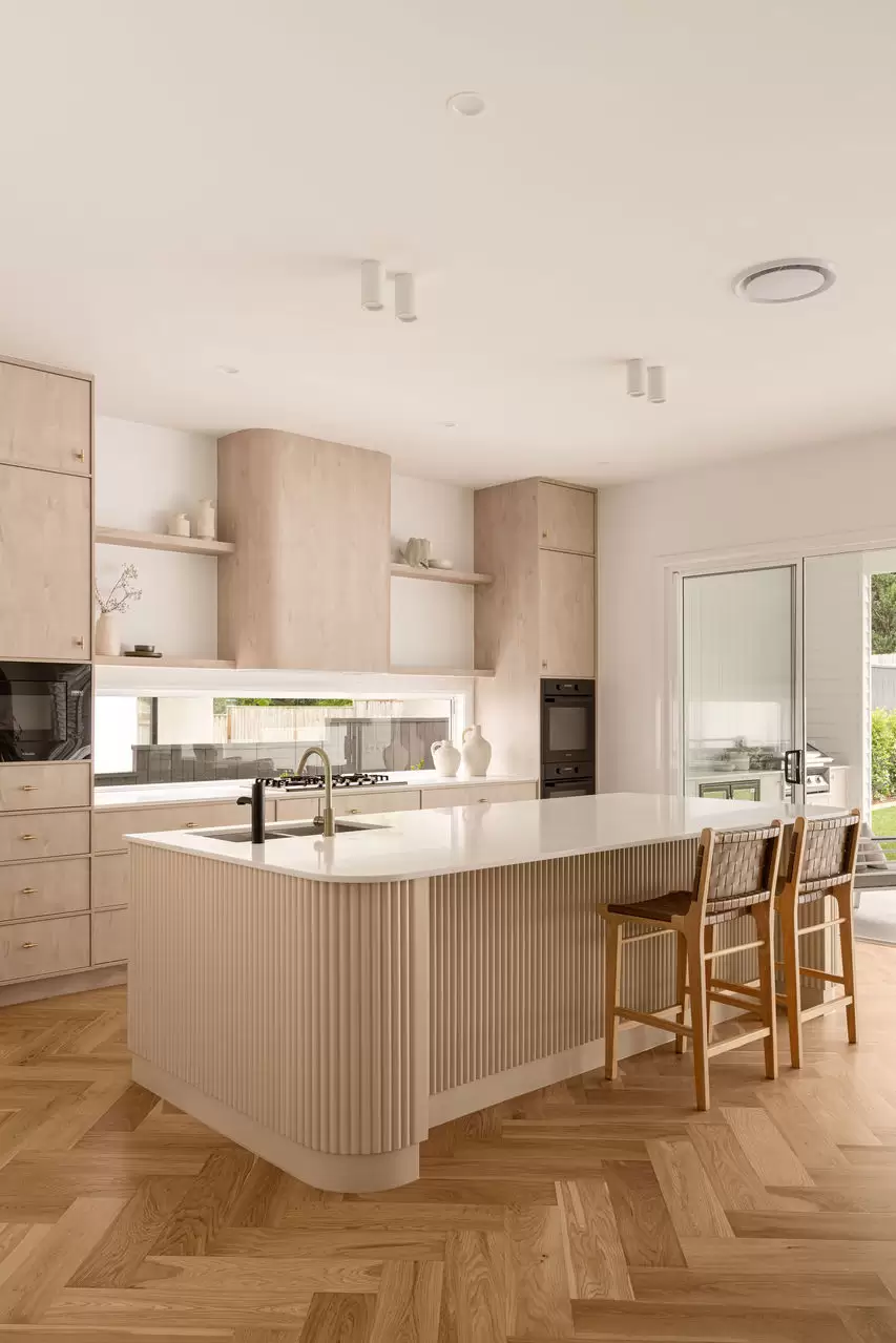 10 Calga Street, Wavell Heights Sold by Queensland Sotheby's International Realty - image 1