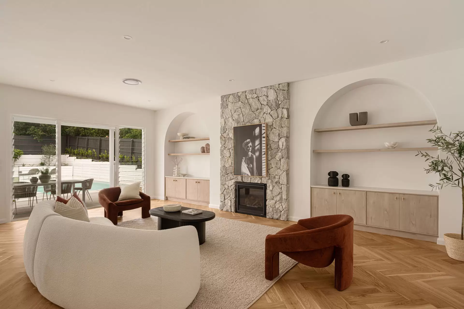 10 Calga Street, Wavell Heights Sold by Queensland Sotheby's International Realty - image 1