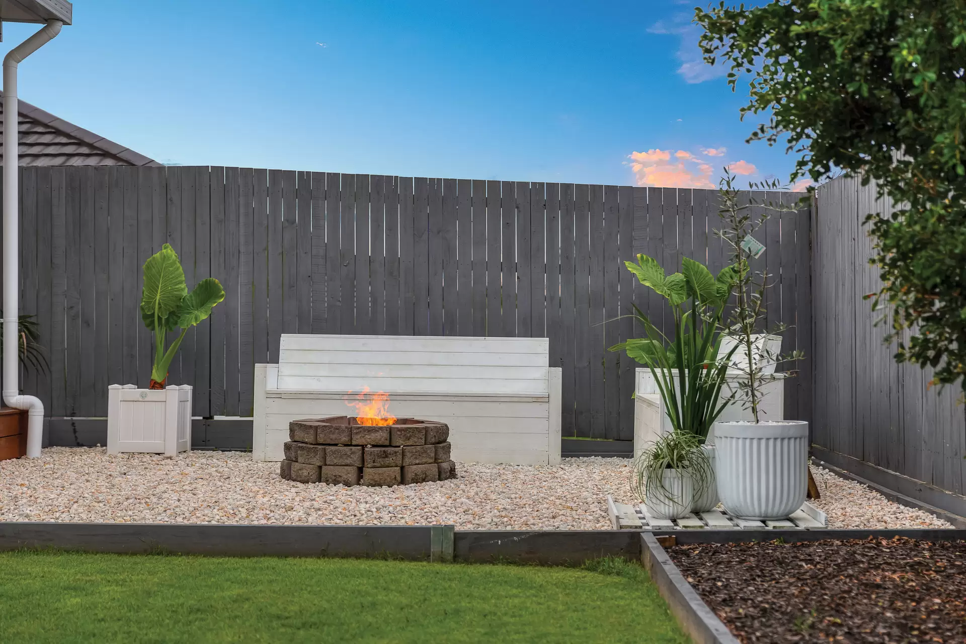 33 Angliss Circuit, Thornlands Sold by  - image 1