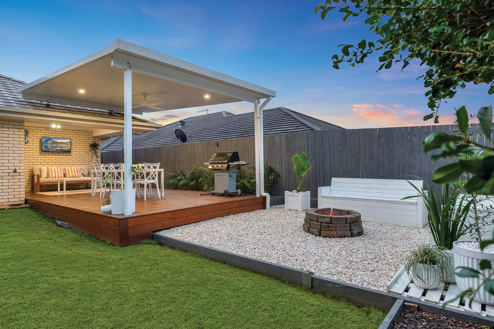 33 Angliss Circuit, Thornlands Sold by  - image 1