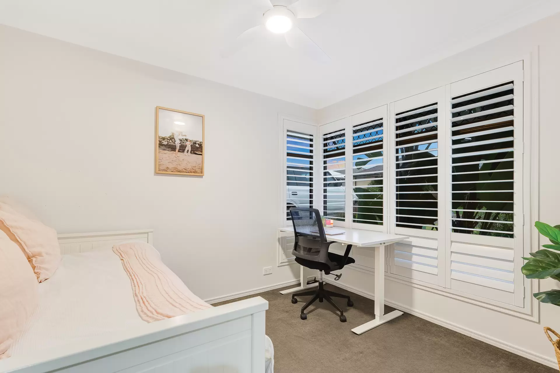 33 Angliss Circuit, Thornlands Sold by Queensland Sotheby's International Realty - image 1