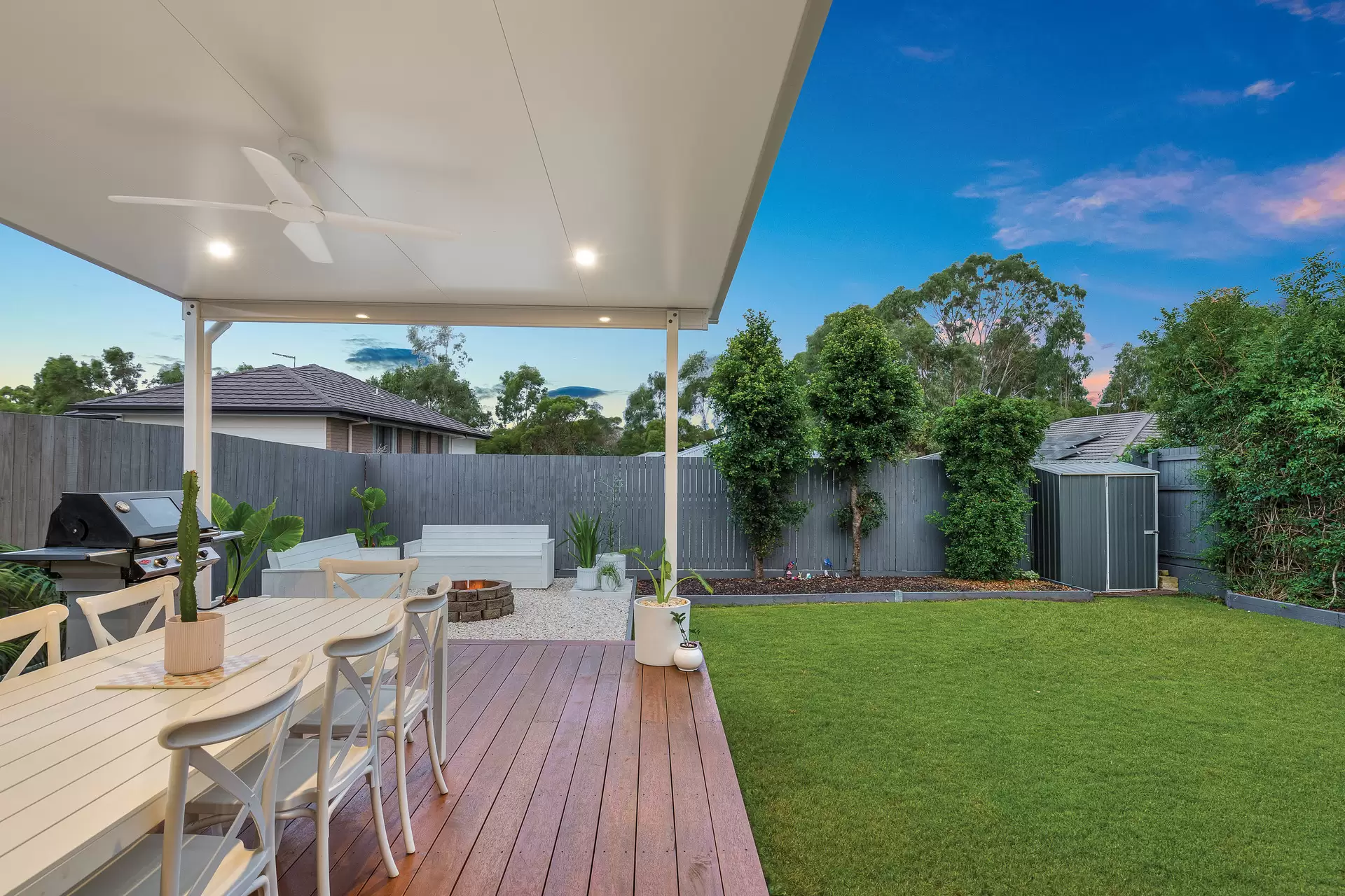 33 Angliss Circuit, Thornlands Sold by  - image 1