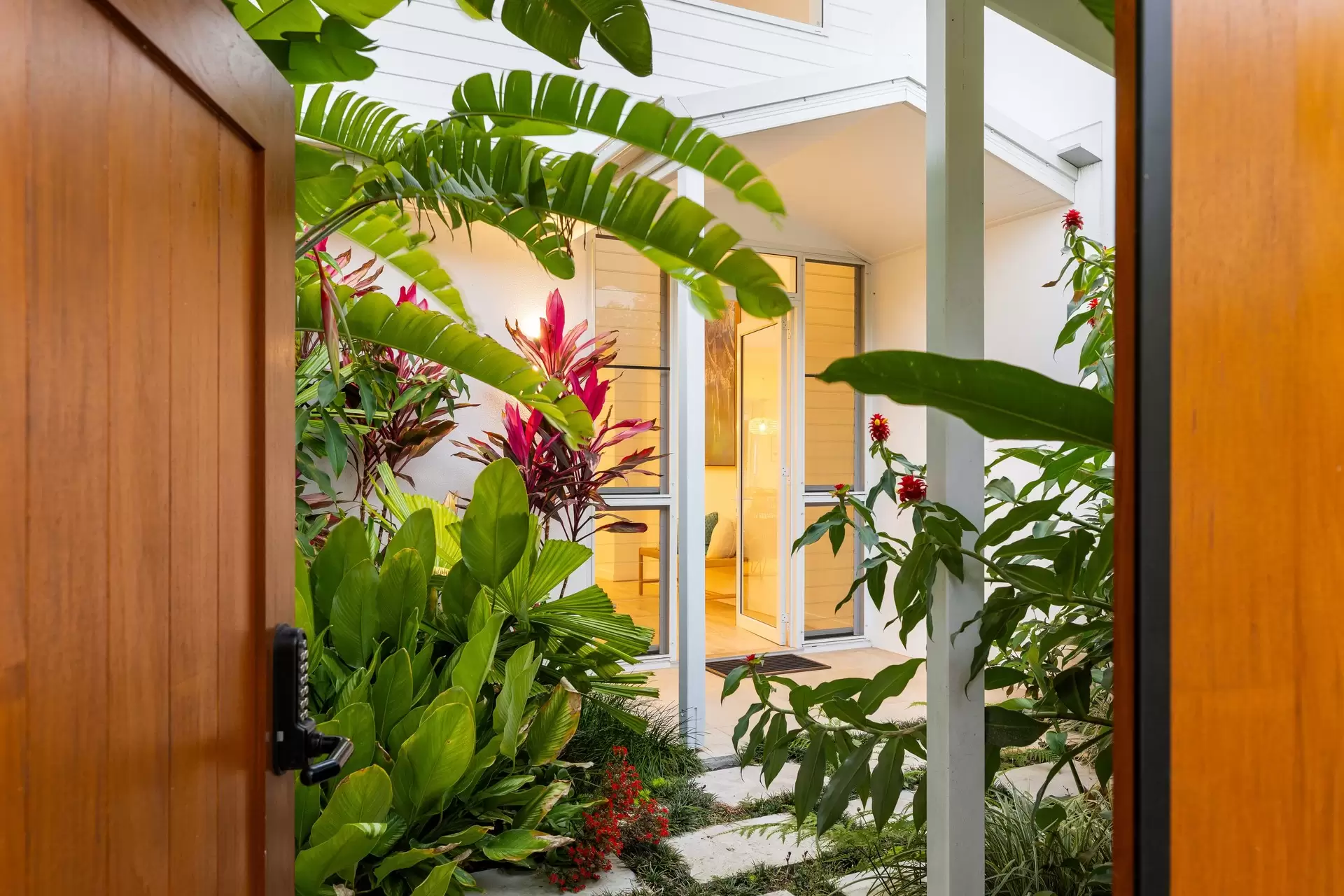 16/1 Rachel Carson Lane, Port Douglas For Sale by Queensland Sotheby's International Realty - image 1