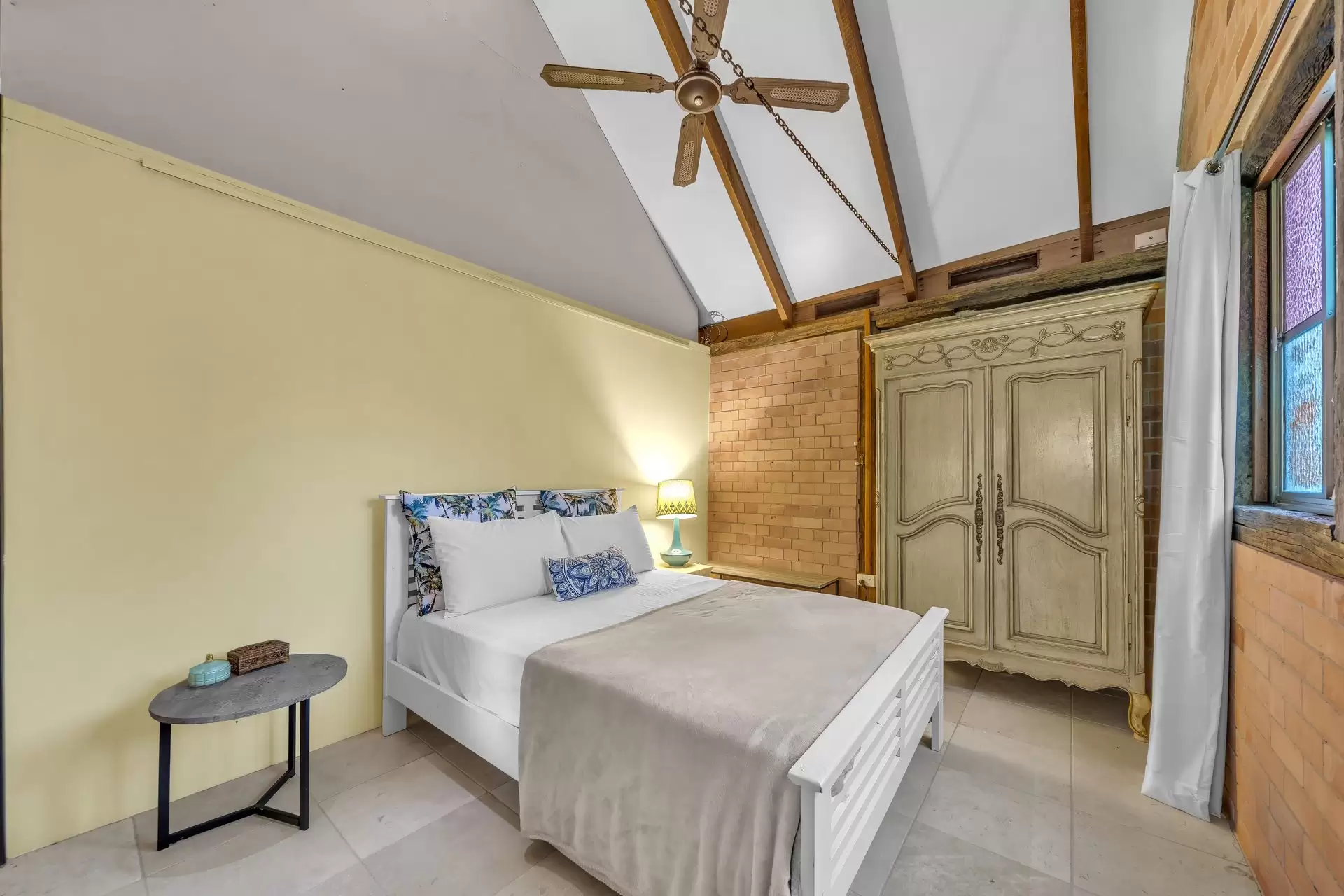 87-93 Jubilee Pocket Road, Jubilee Pocket Sold by Queensland Sotheby's International Realty - image 1