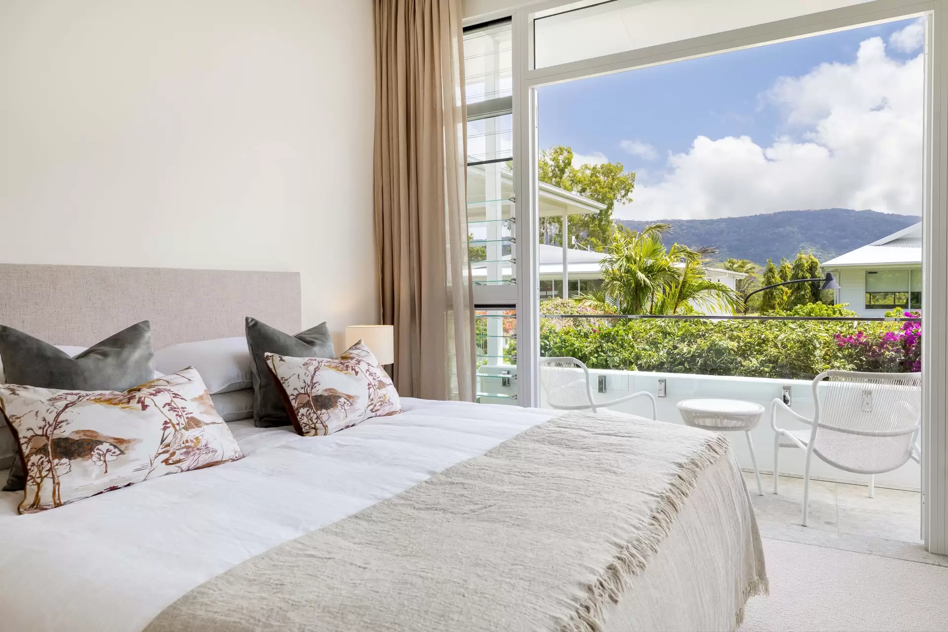 5 Rachel Carson Lane, Port Douglas Sold by Queensland Sotheby's International Realty - image 1