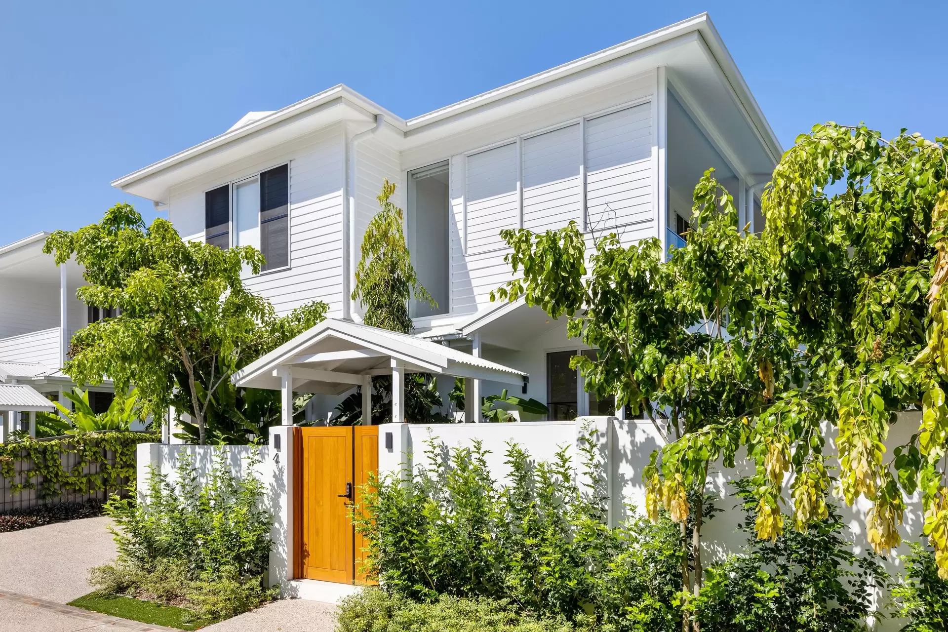 4/1 Rachel Carson Lane, Port Douglas For Sale by Queensland Sotheby's International Realty - image 1
