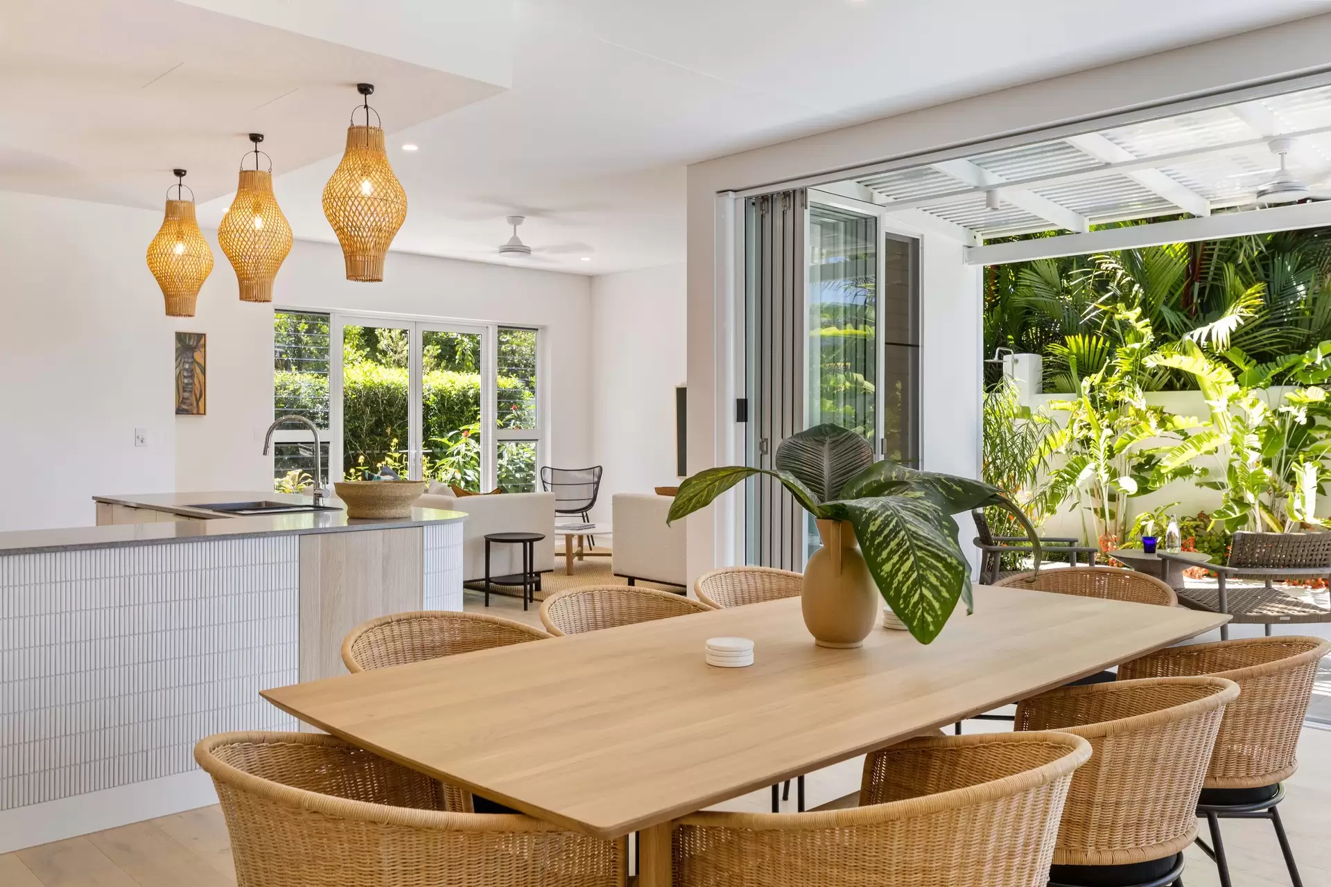 4/1 Rachel Carson Lane, Port Douglas For Sale by Queensland Sotheby's International Realty - image 1
