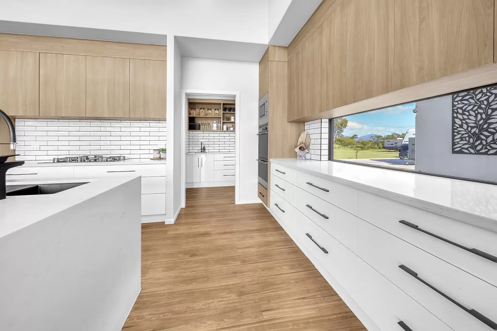414 Bootooloo Road, Bowen Sold by Queensland Sotheby's International Realty - image 1