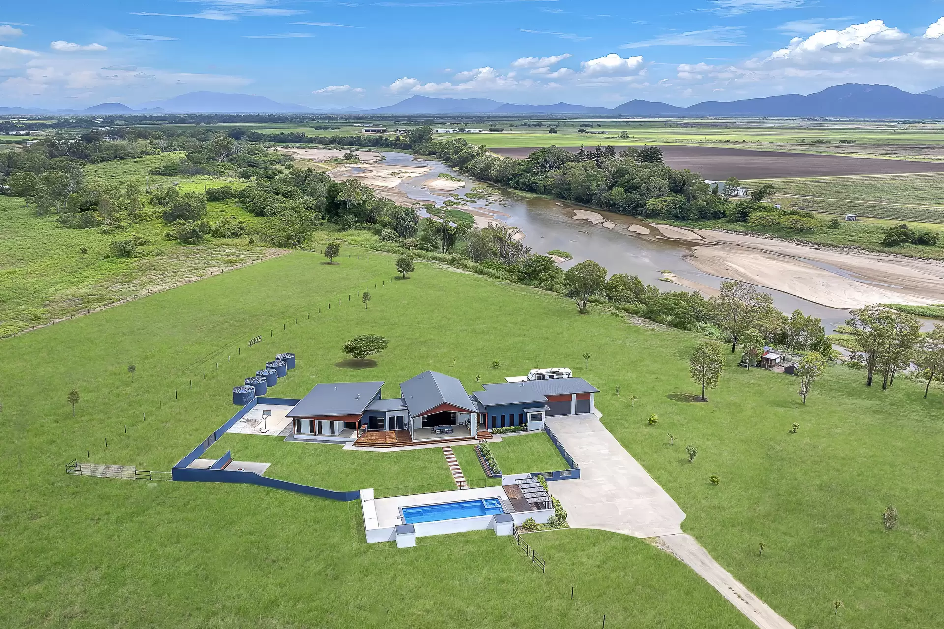 414 Bootooloo Road, Bowen Sold by Queensland Sotheby's International Realty - image 1