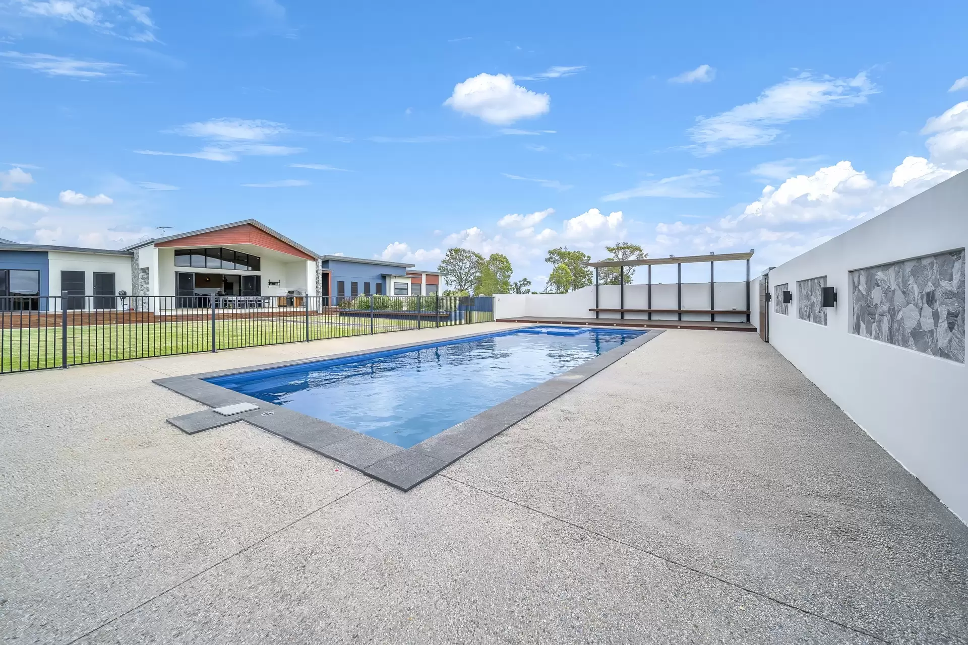 414 Bootooloo Road, Bowen Sold by Queensland Sotheby's International Realty - image 1