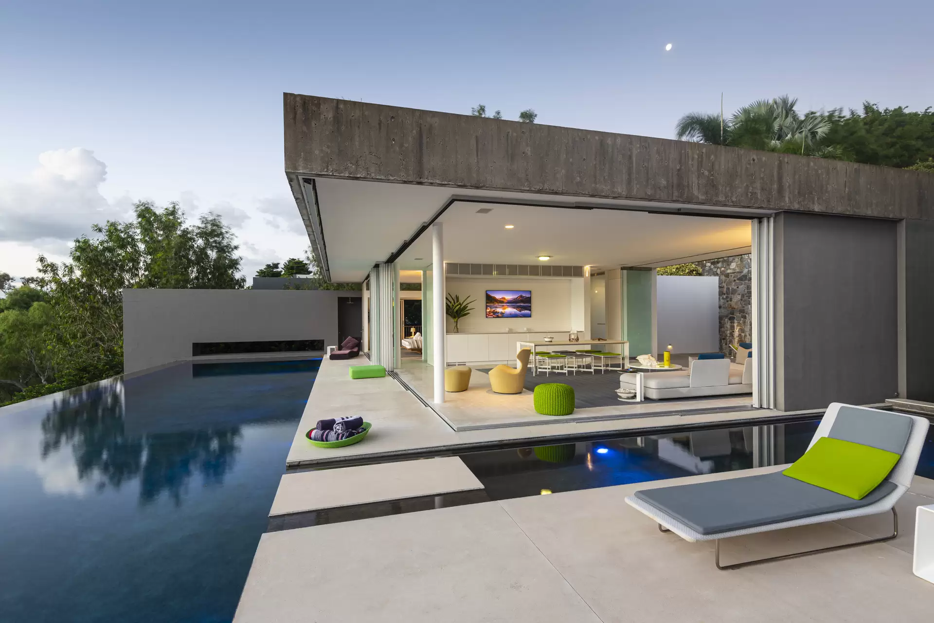 5 Plum Pudding Close, Hamilton Island For Sale by  - image 1