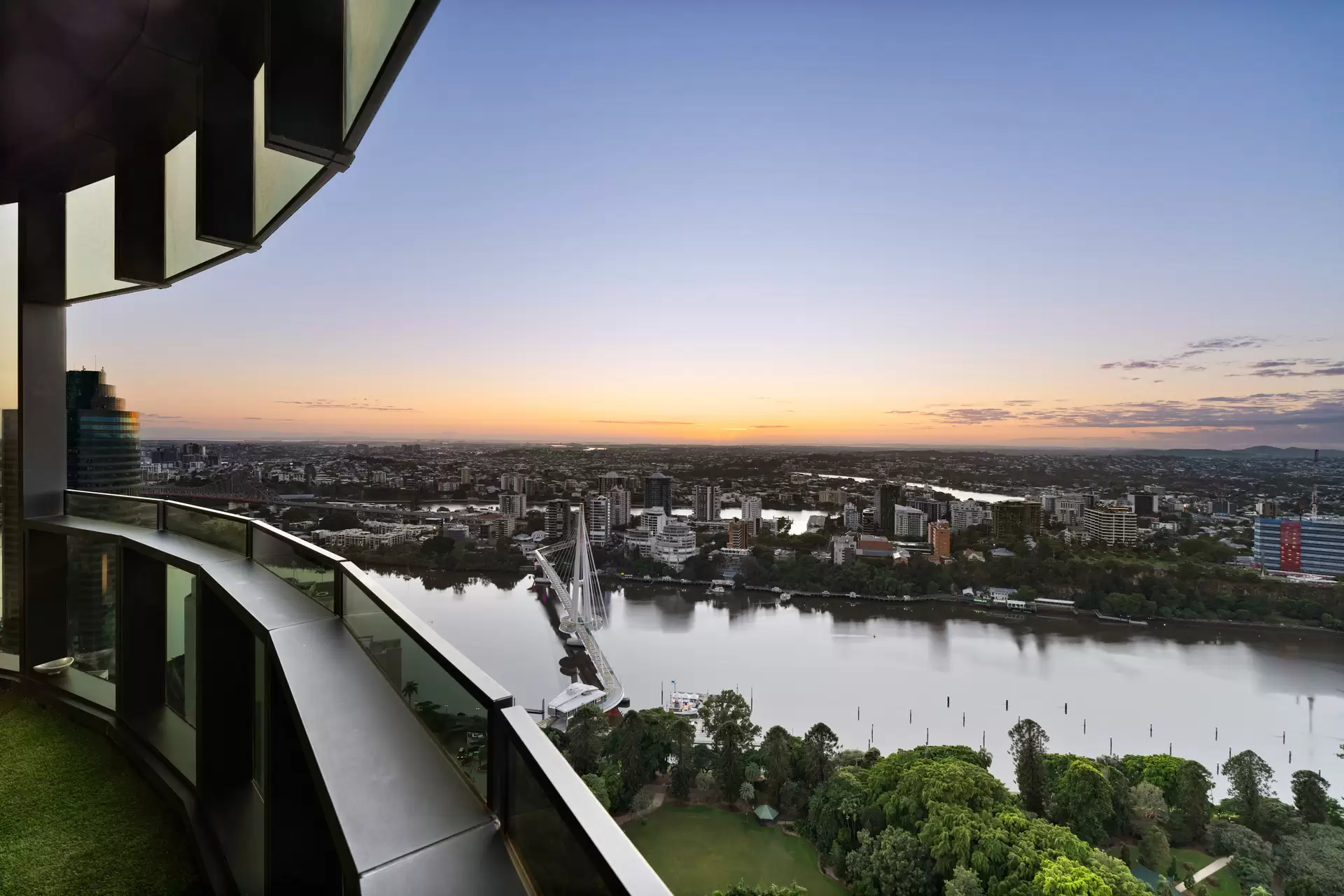 4001/140 Alice Street, Brisbane City Sold by Queensland Sotheby's International Realty - image 1