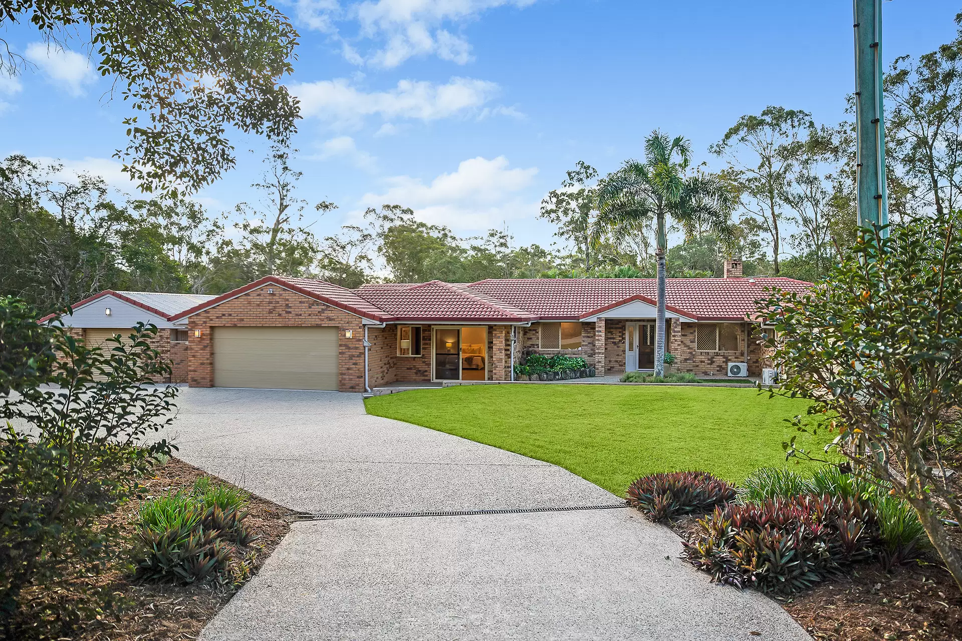 134 German Church Road, Carbrook Sold by  - image 1
