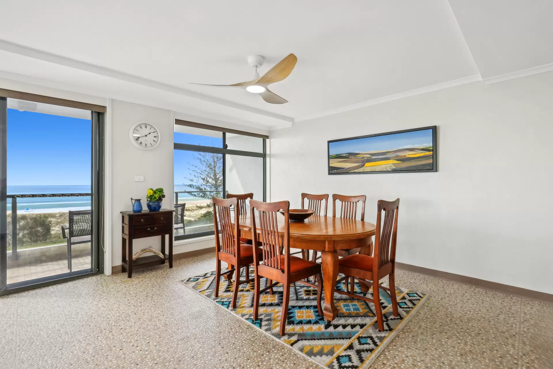 26/32-34 Musgrave Street, Coolangatta Sold by  - image 1