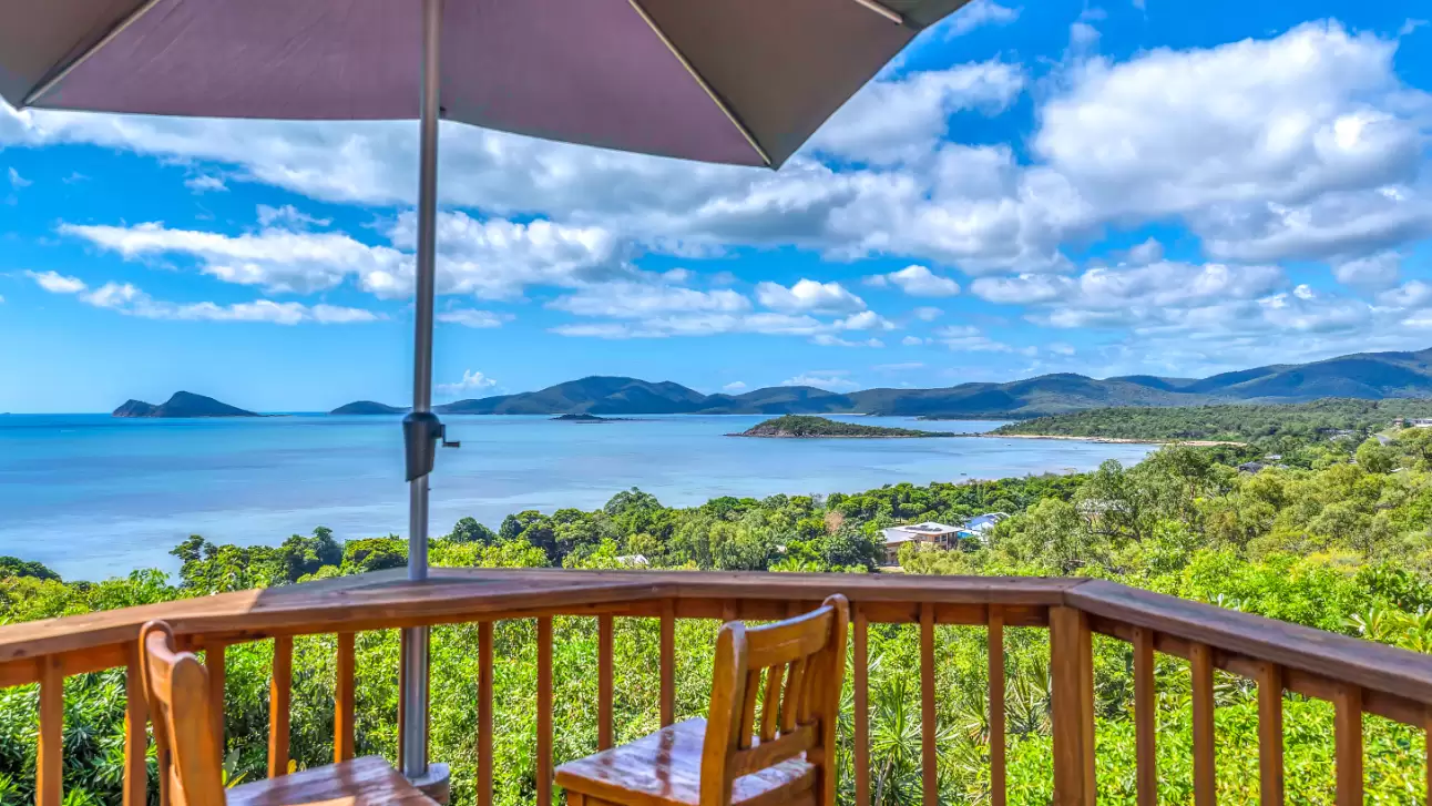 129 Gloucester Avenue, Hideaway Bay For Sale by Queensland Sotheby's International Realty - image 1