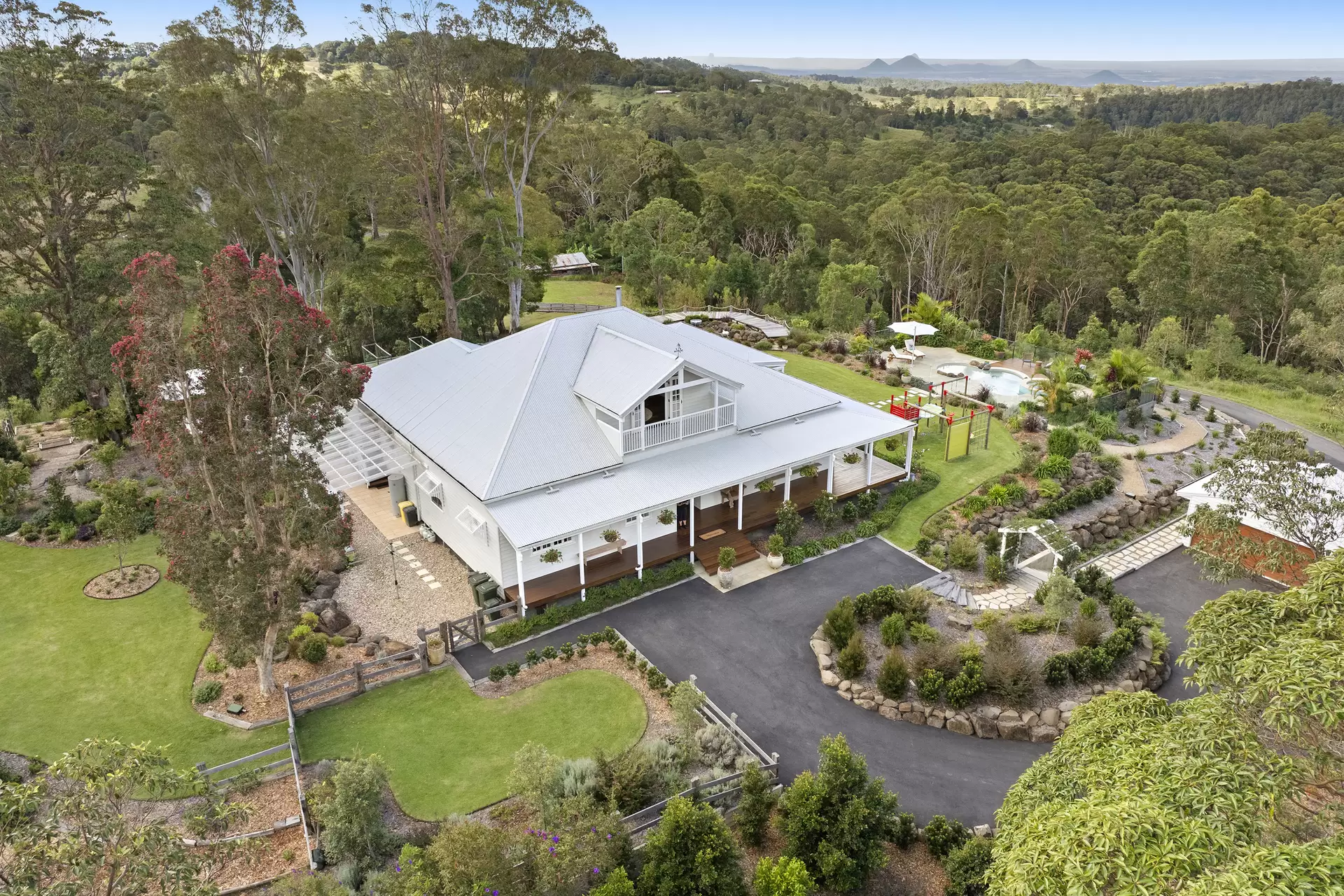 124 Austin Road, Mount Mee Sold by Queensland Sotheby's International Realty - image 1