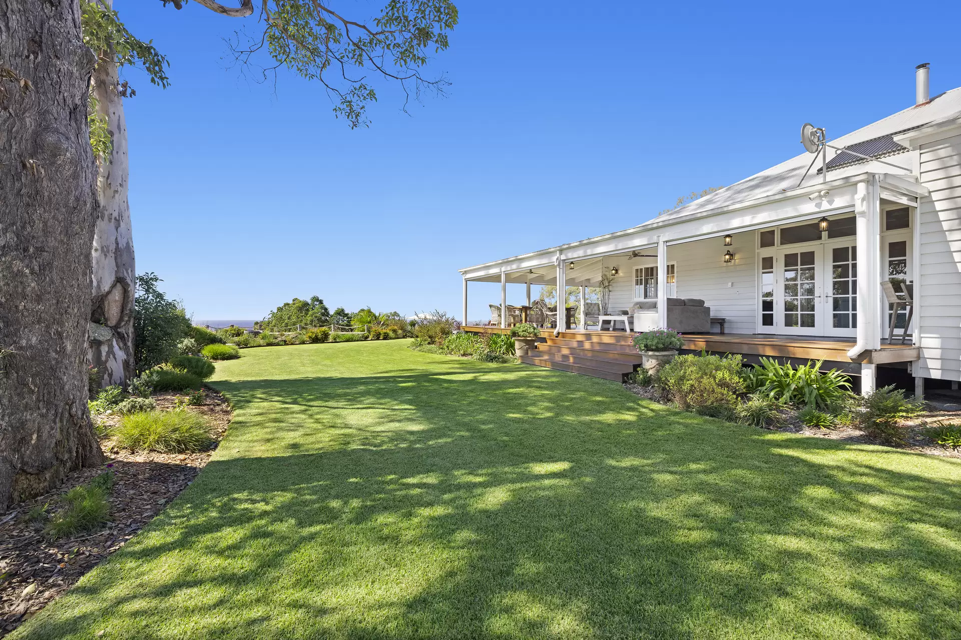 124 Austin Road, Mount Mee Sold by Queensland Sotheby's International Realty - image 1