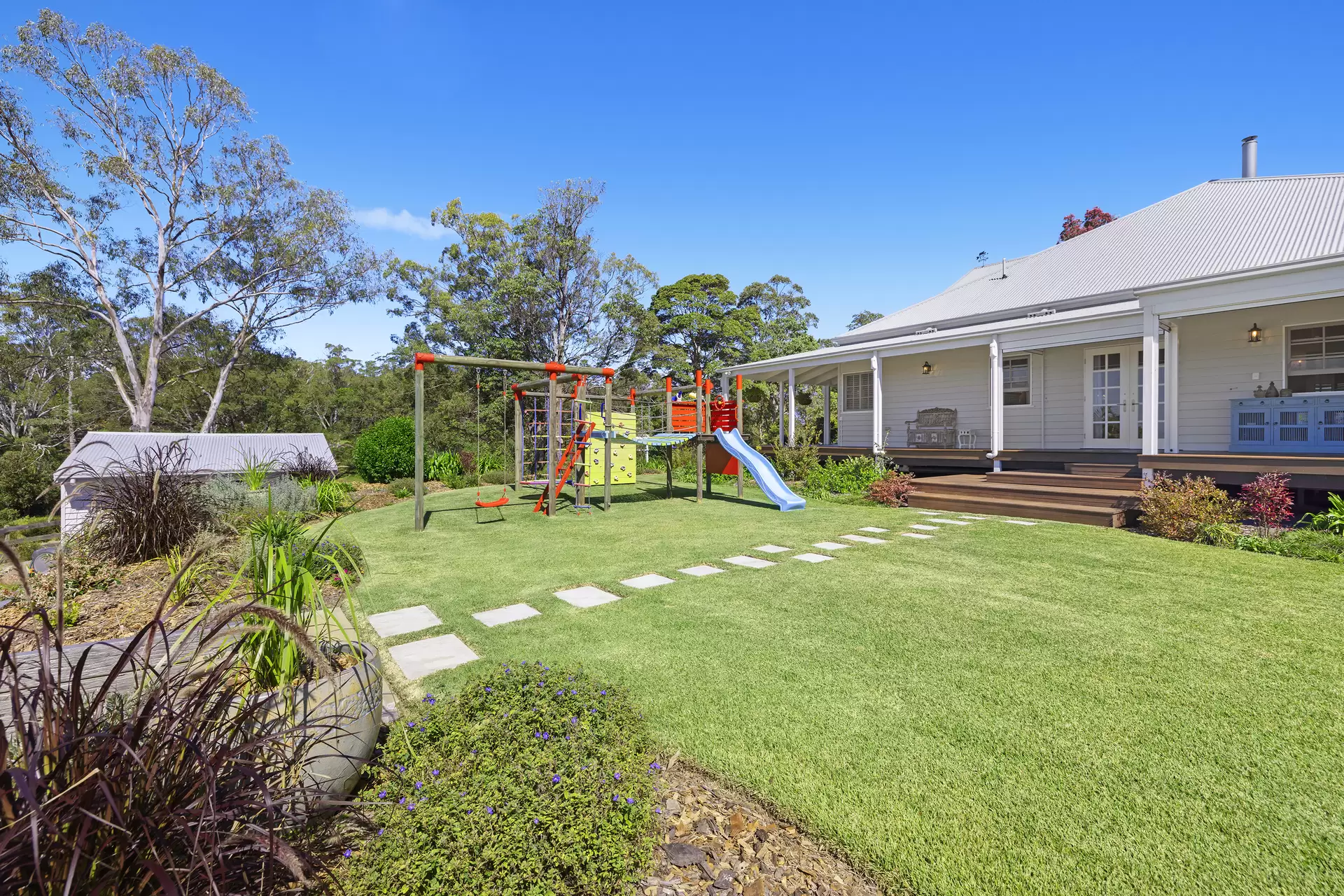 124 Austin Road, Mount Mee Sold by Queensland Sotheby's International Realty - image 1