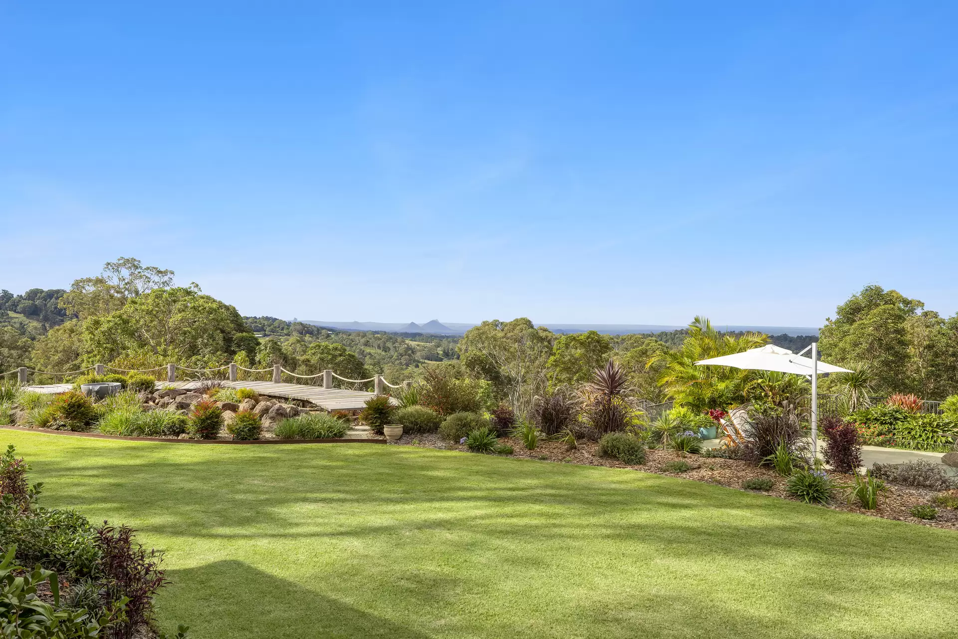 124 Austin Road, Mount Mee Sold by Queensland Sotheby's International Realty - image 1