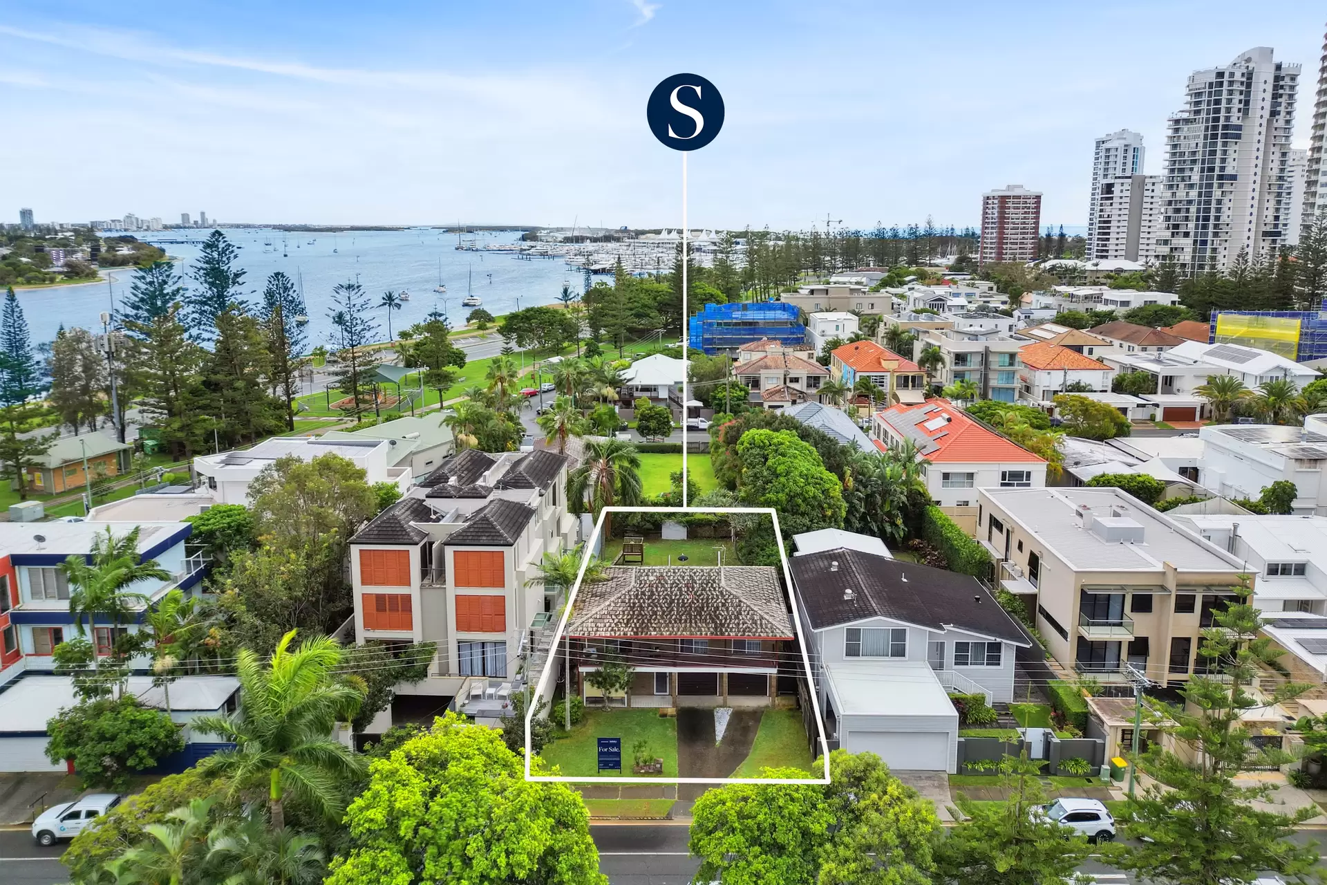 45 Peak Avenue, Main Beach Sold by Queensland Sotheby's International Realty - image 1