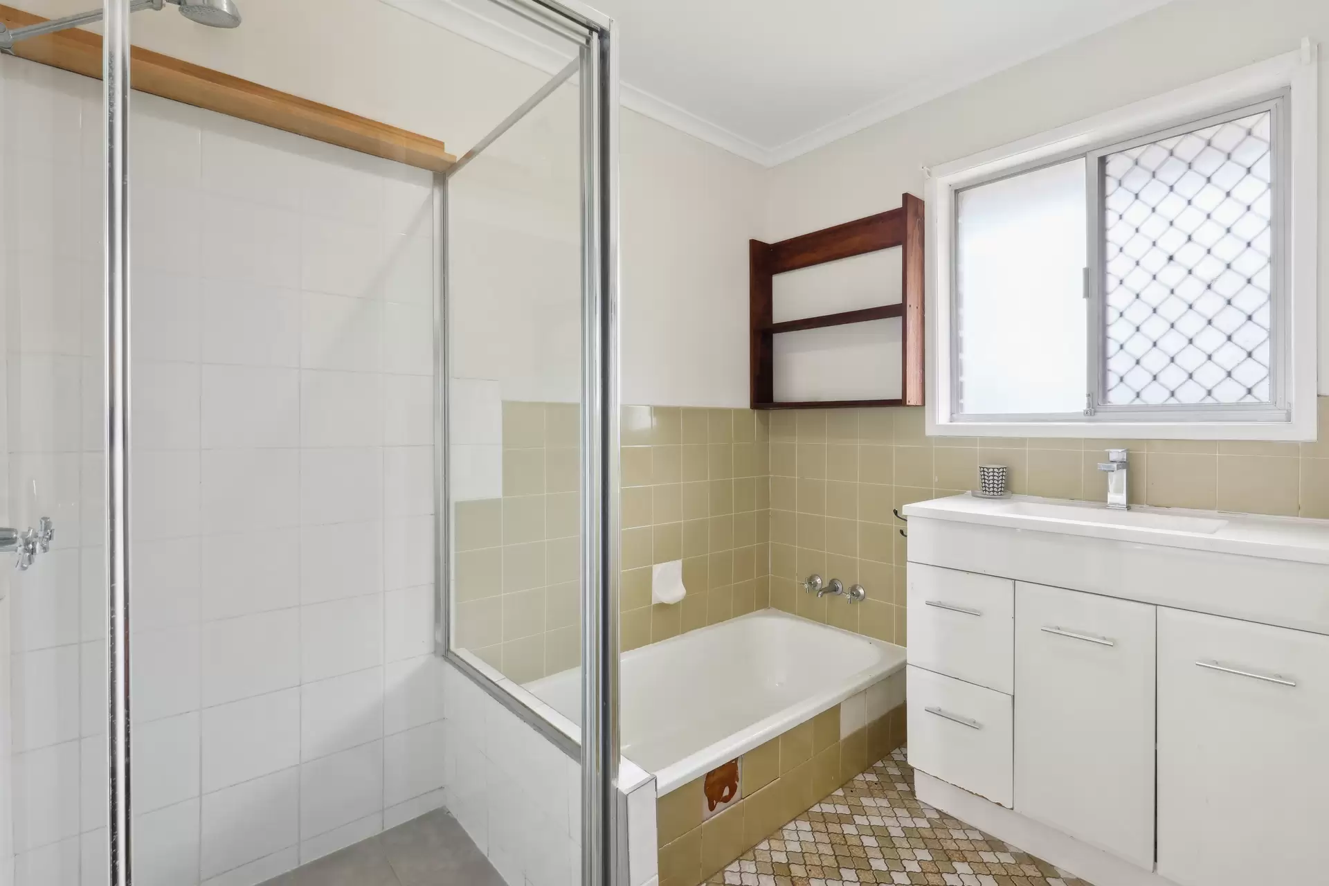 45 Peak Avenue, Main Beach Sold by Queensland Sotheby's International Realty - image 1