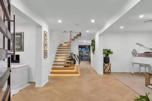 61 Sandhurst Crescent, Peregian Springs Sold by Queensland Sotheby's International Realty