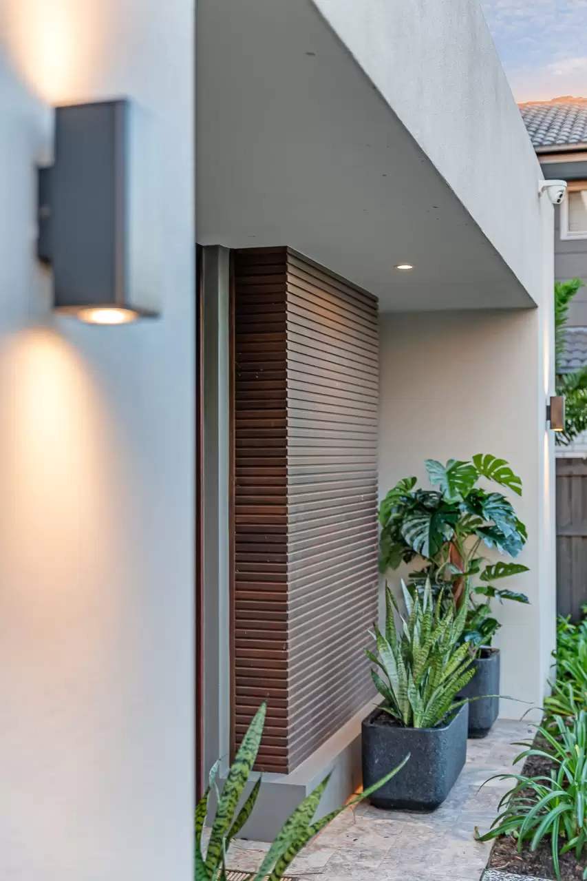 16 Ziggys Drive, Thornlands Sold by Queensland Sotheby's International Realty - image 1