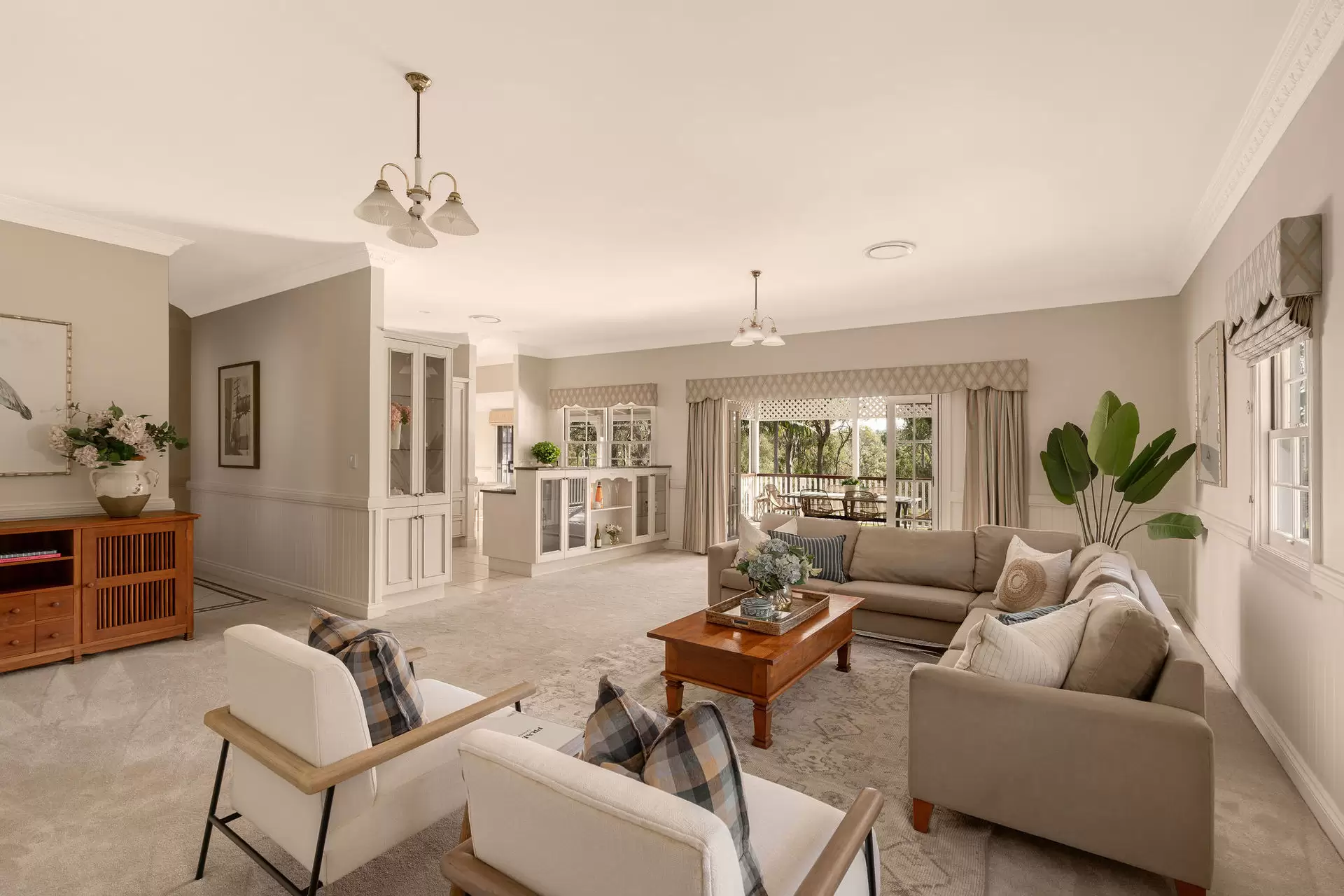 468 Prout Road, Burbank Sold by Queensland Sotheby's International Realty - image 1