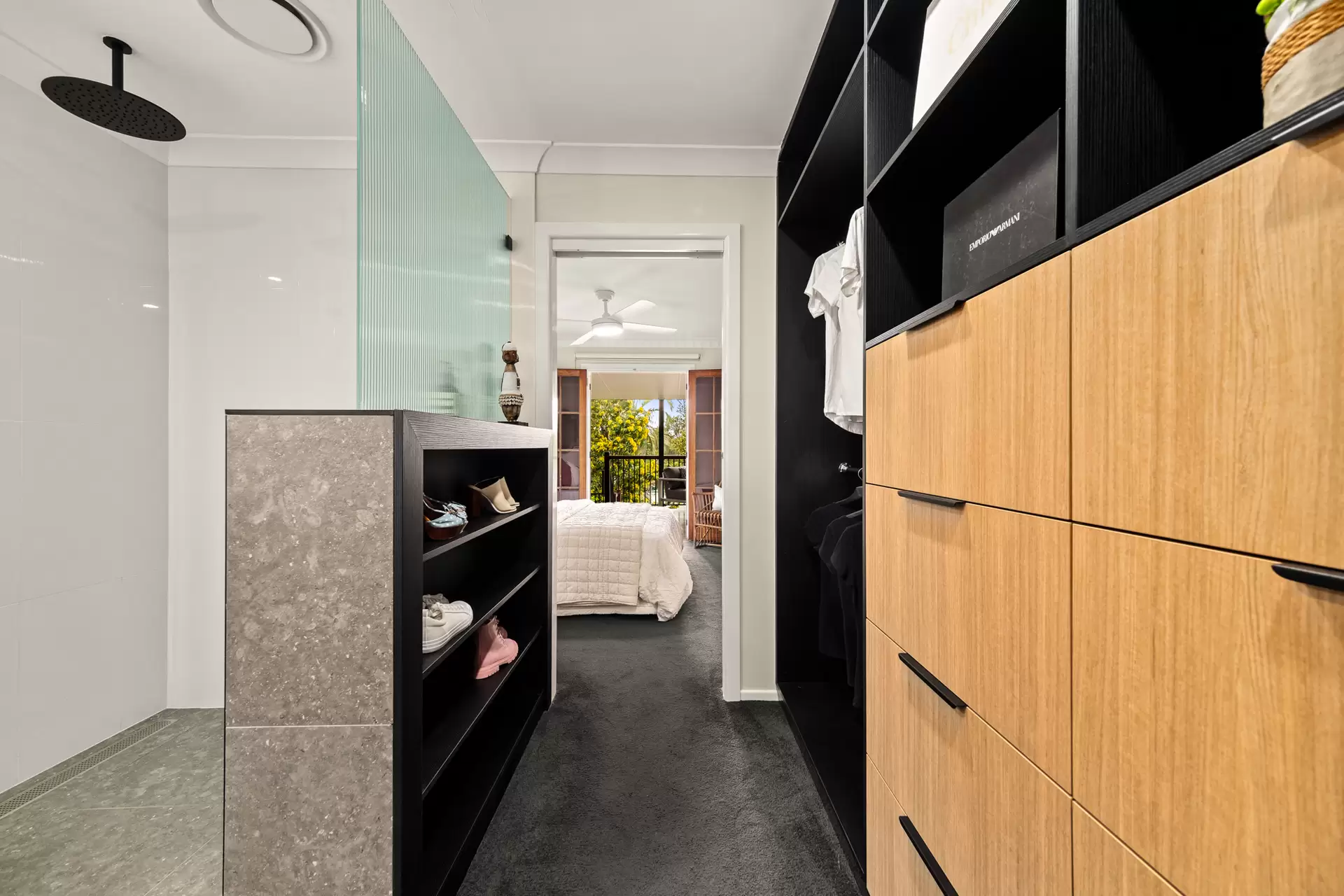 46 Belnoel Street, Wavell Heights Sold by Queensland Sotheby's International Realty - image 1