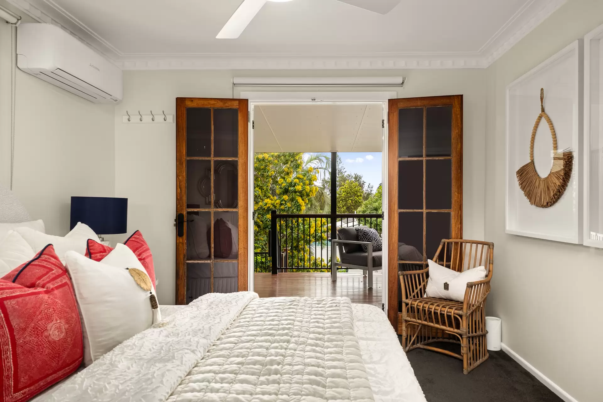 46 Belnoel Street, Wavell Heights Sold by Queensland Sotheby's International Realty - image 1