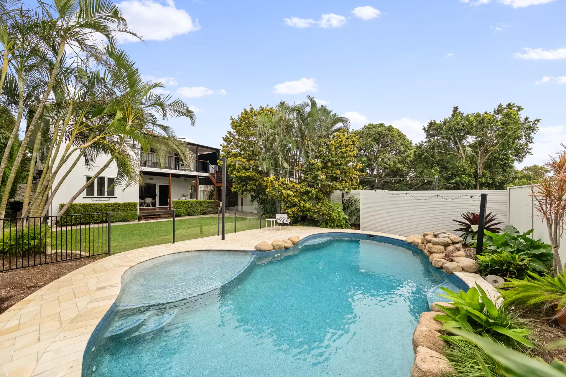 46 Belnoel Street, Wavell Heights Sold by Queensland Sotheby's International Realty - image 1