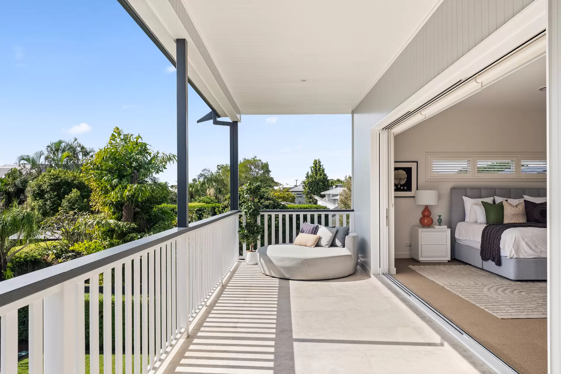 27 Judge Street, Kalinga Sold by Queensland Sotheby's International Realty - image 1