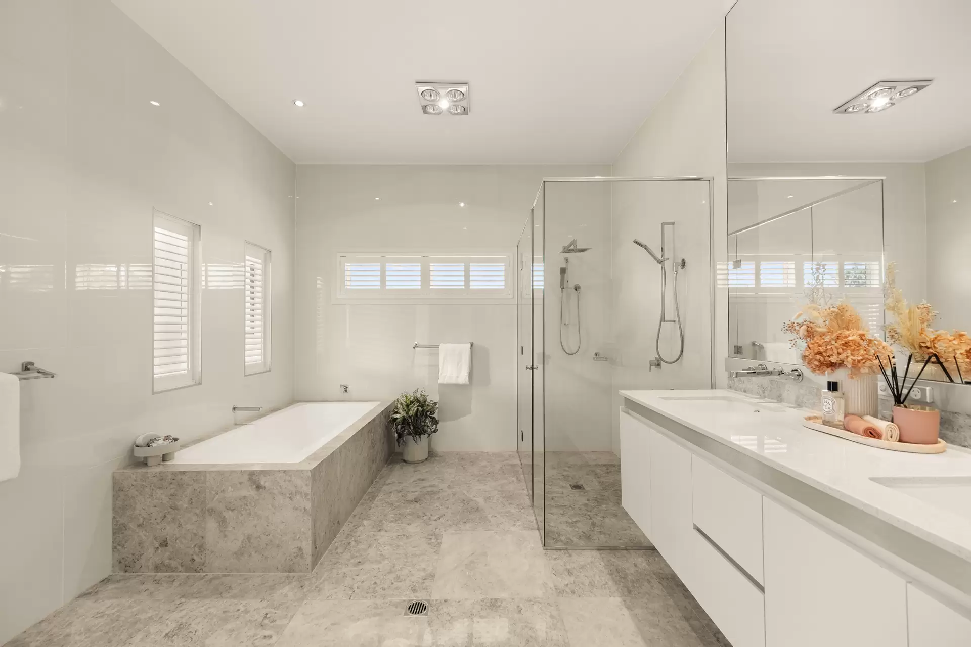 27 Judge Street, Kalinga Sold by Queensland Sotheby's International Realty - image 1