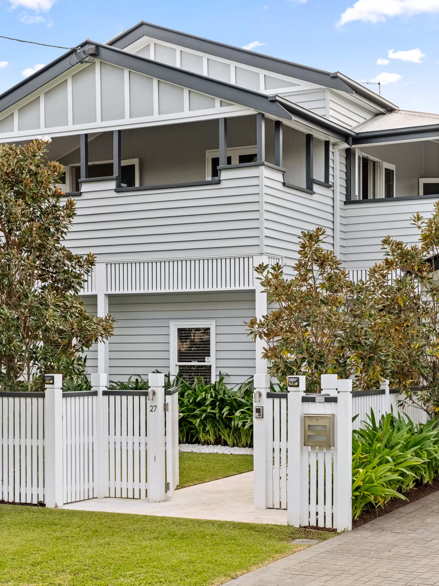 27 Judge Street, Kalinga Sold by Queensland Sotheby's International Realty - image 1