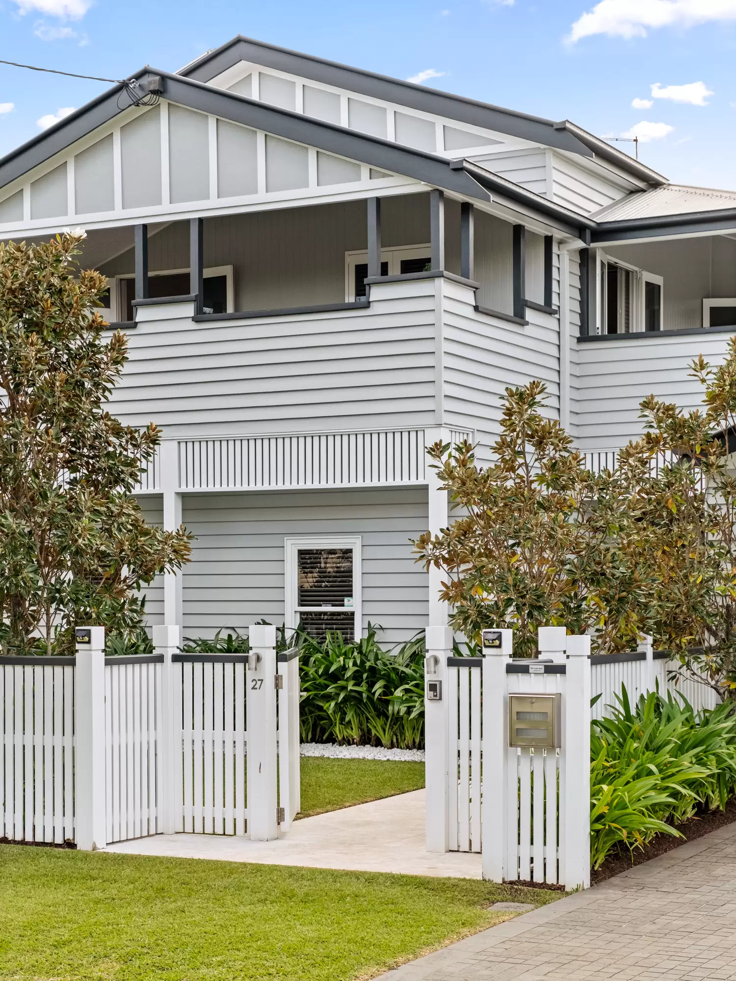 27 Judge Street, Kalinga Sold by Queensland Sotheby's International Realty - image 1