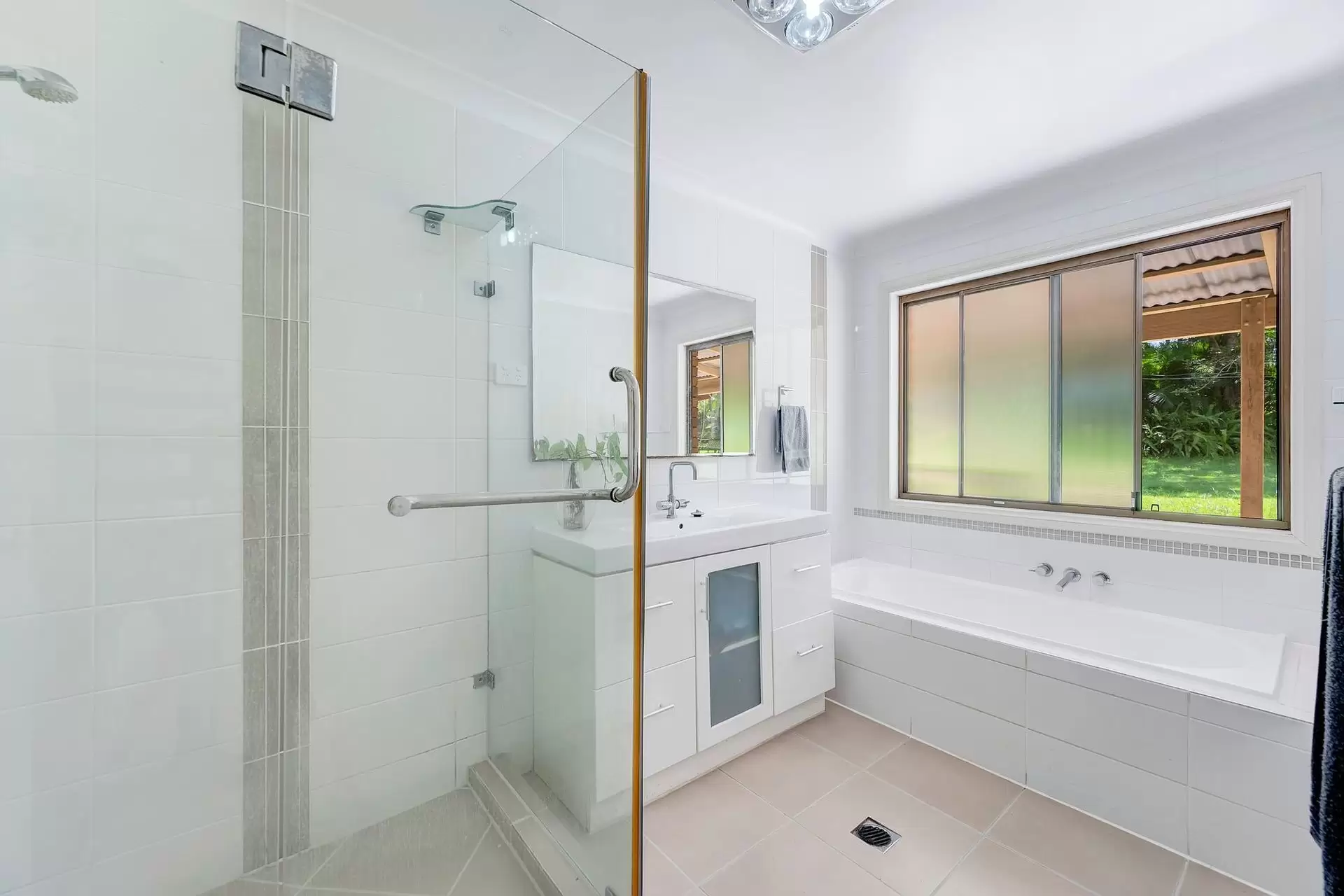 626 Underwood Road, Rochedale Sold by Queensland Sotheby's International Realty - image 1