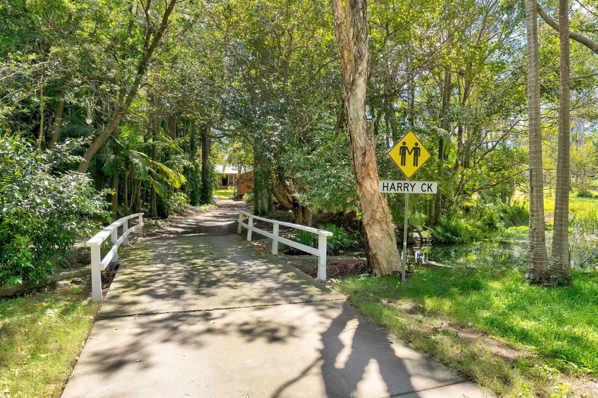626 Underwood Road, Rochedale Sold by Queensland Sotheby's International Realty - image 1