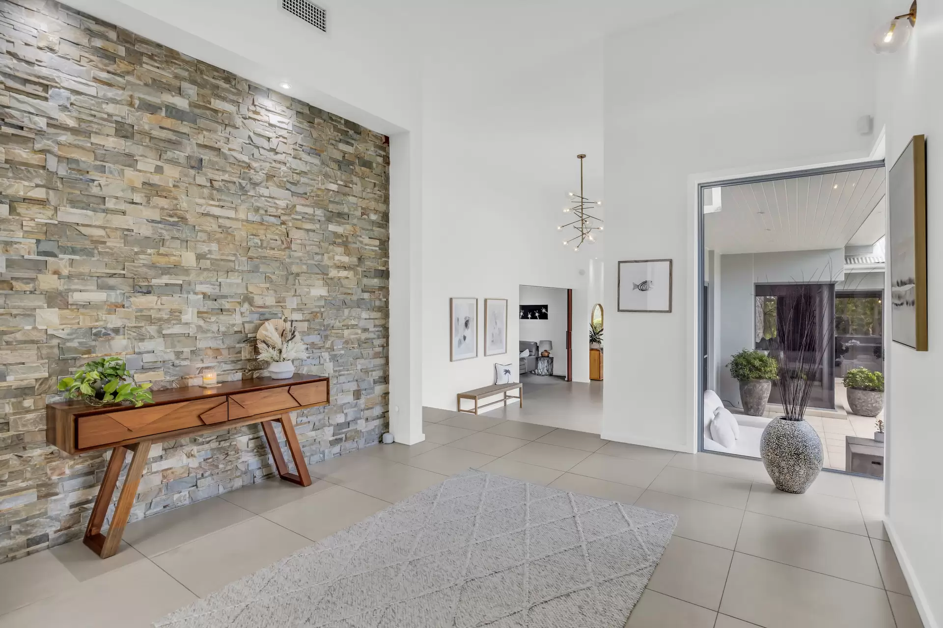 14 Lakeside Drive, Peregian Springs Sold by  - image 1