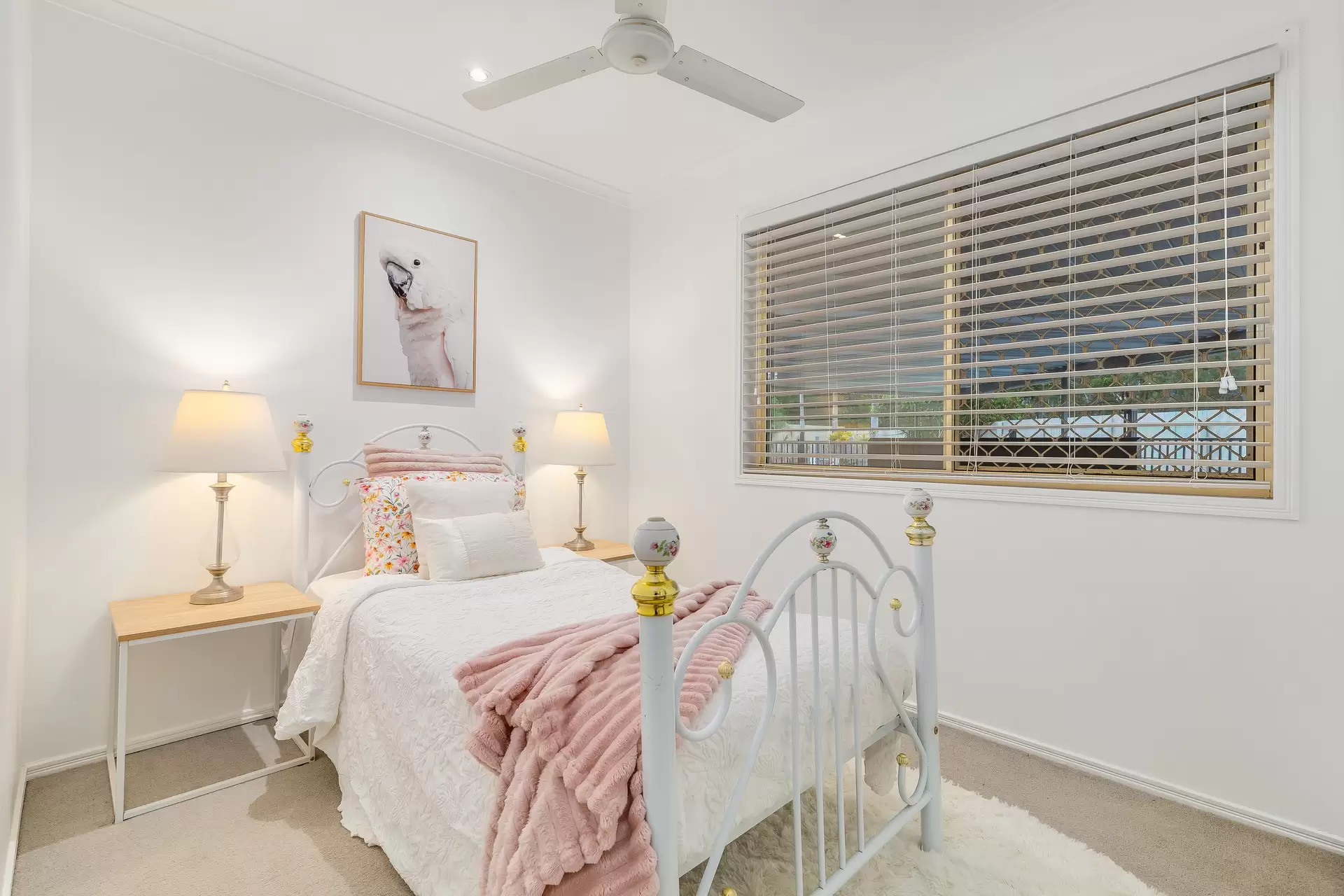 5 Bergan Place, Cleveland Sold by Queensland Sotheby's International Realty - image 1