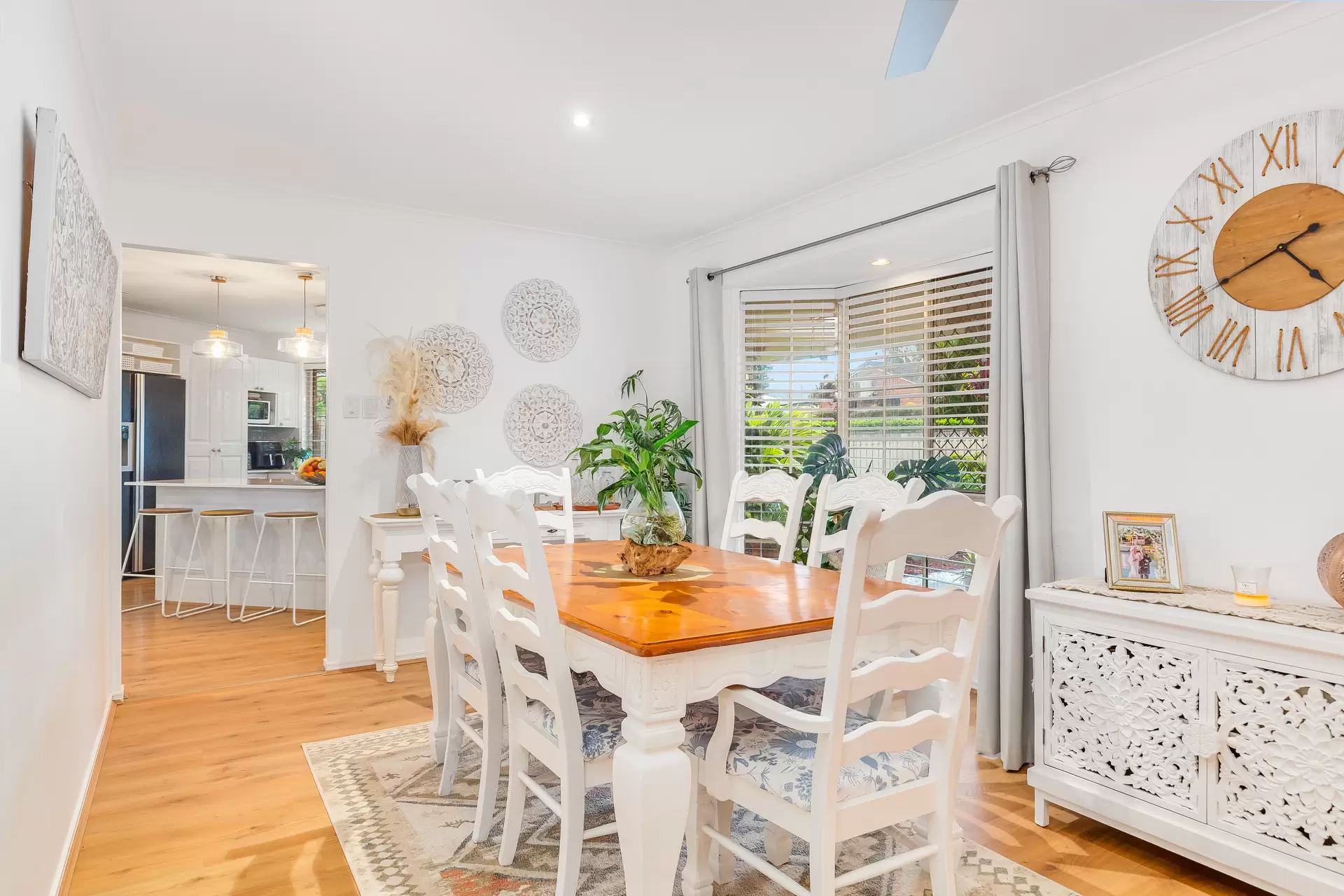 5 Bergan Place, Cleveland Sold by Queensland Sotheby's International Realty - image 1