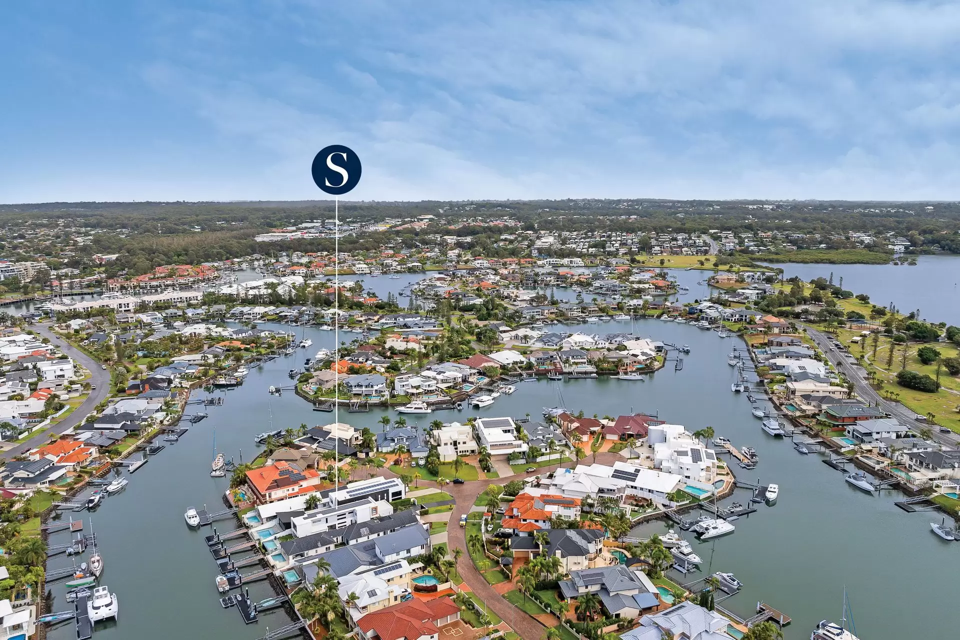 24 Seacrest Court, Raby Bay Sold by Queensland Sotheby's International Realty - image 1